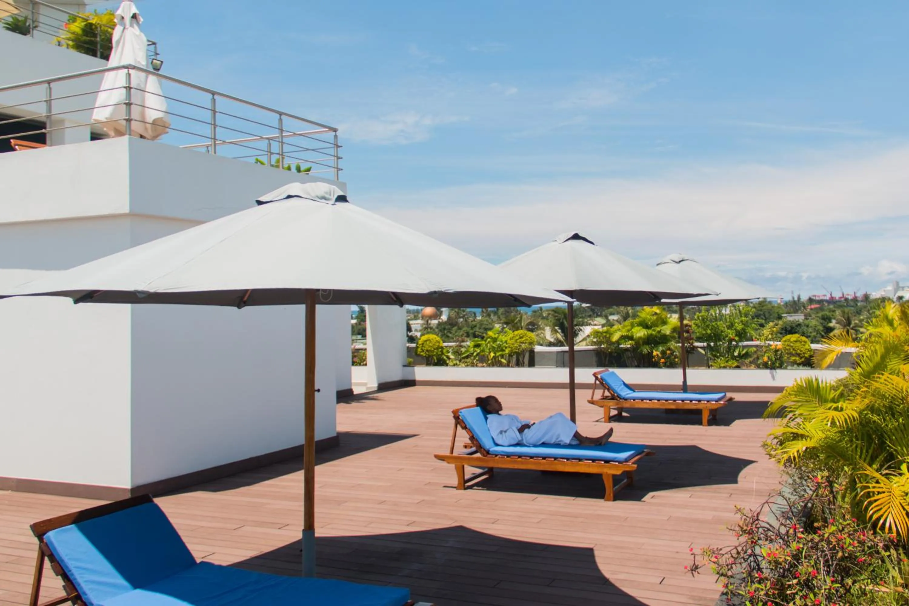 Day in The Streamliner Hotel Apartment