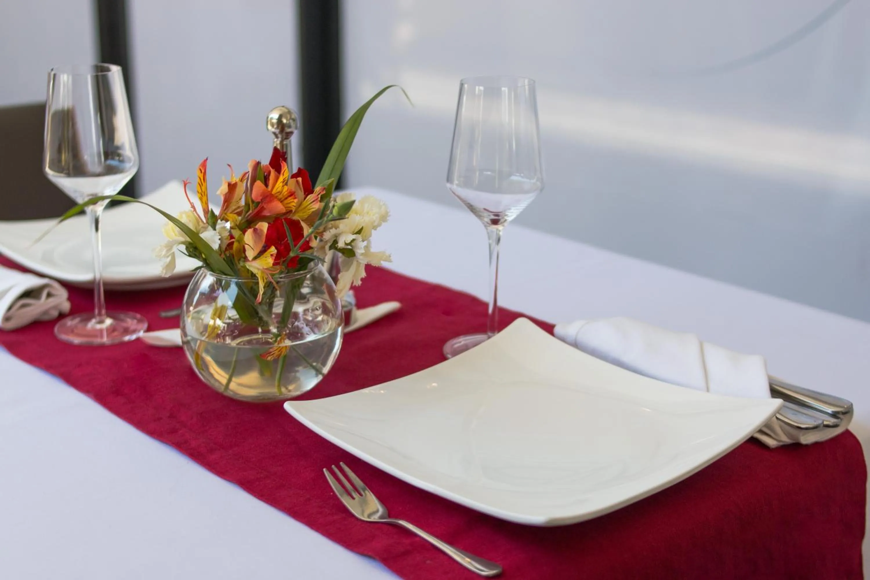 Food in The Streamliner Hotel Apartment