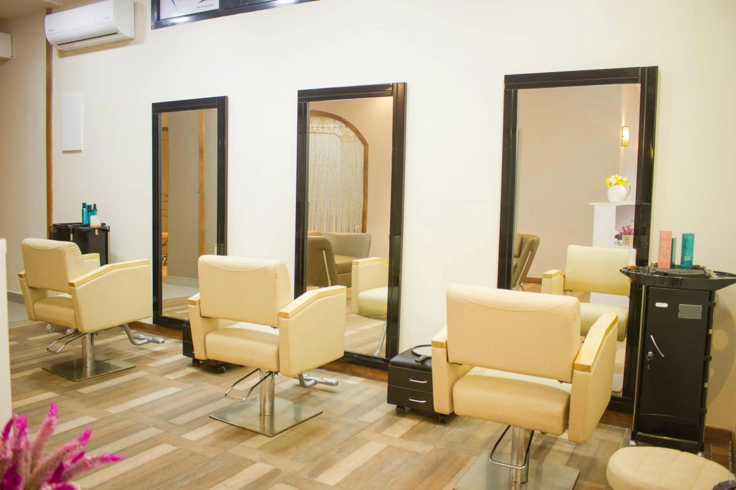 Spa and wellness centre/facilities in The Streamliner Hotel Apartment