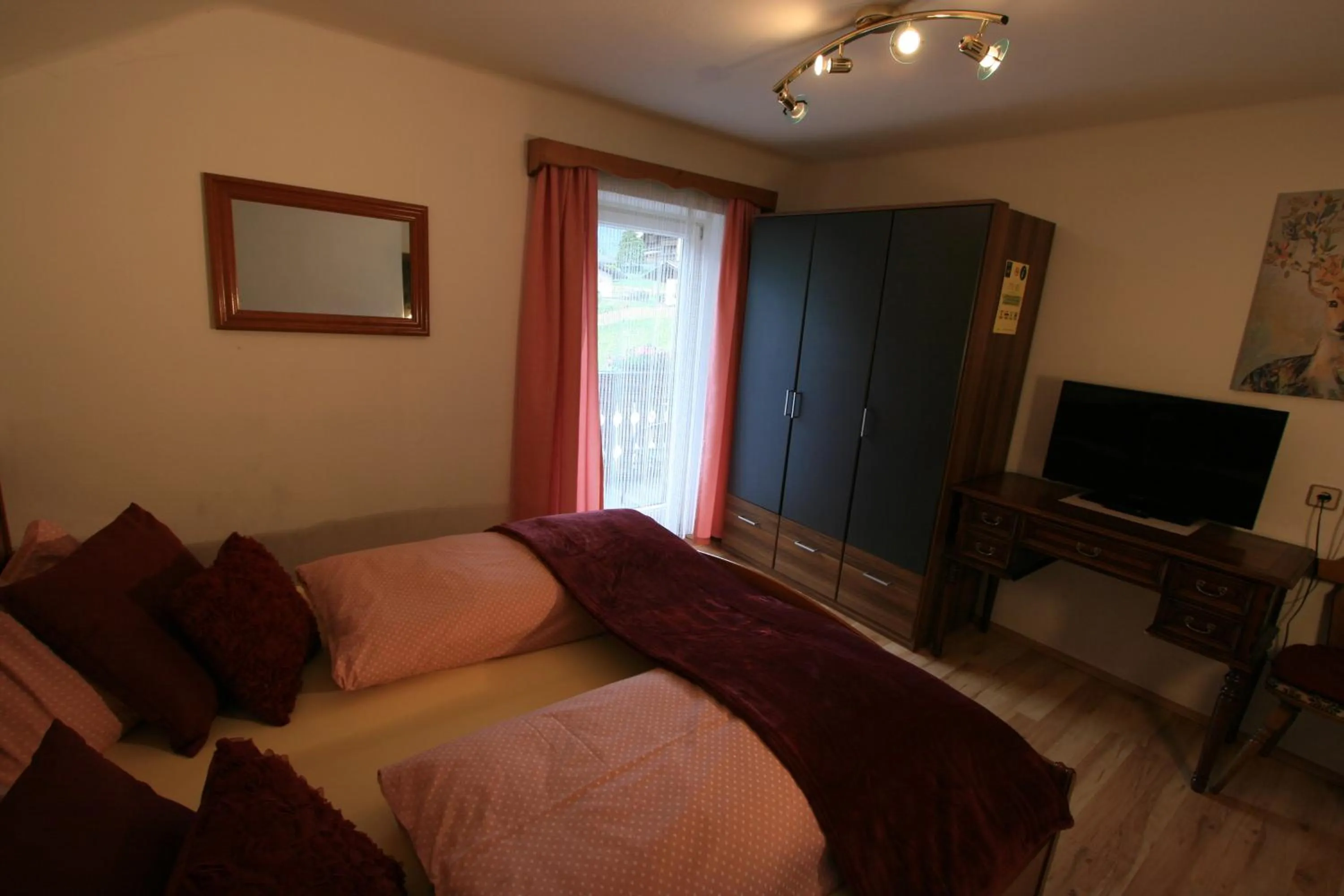 Photo of the whole room, Bed in Hotel Stadlwirt