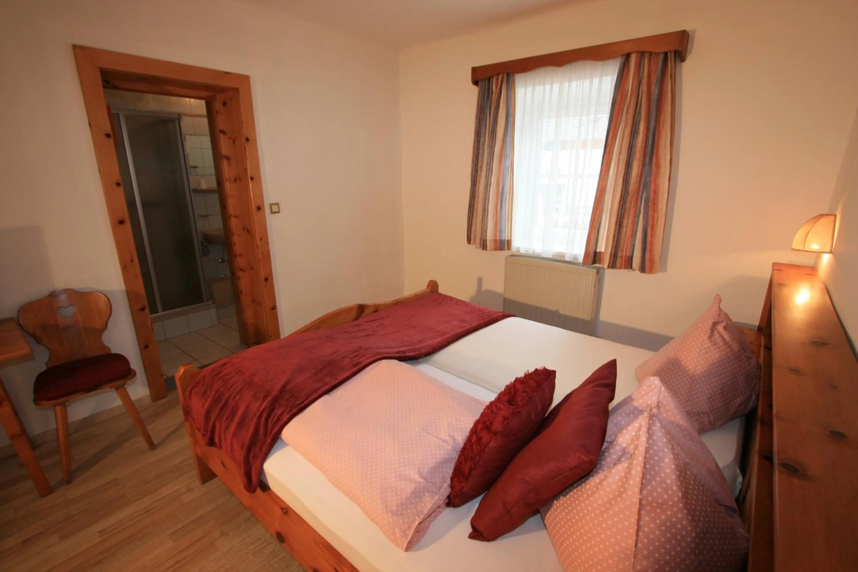 Bed in Hotel Stadlwirt