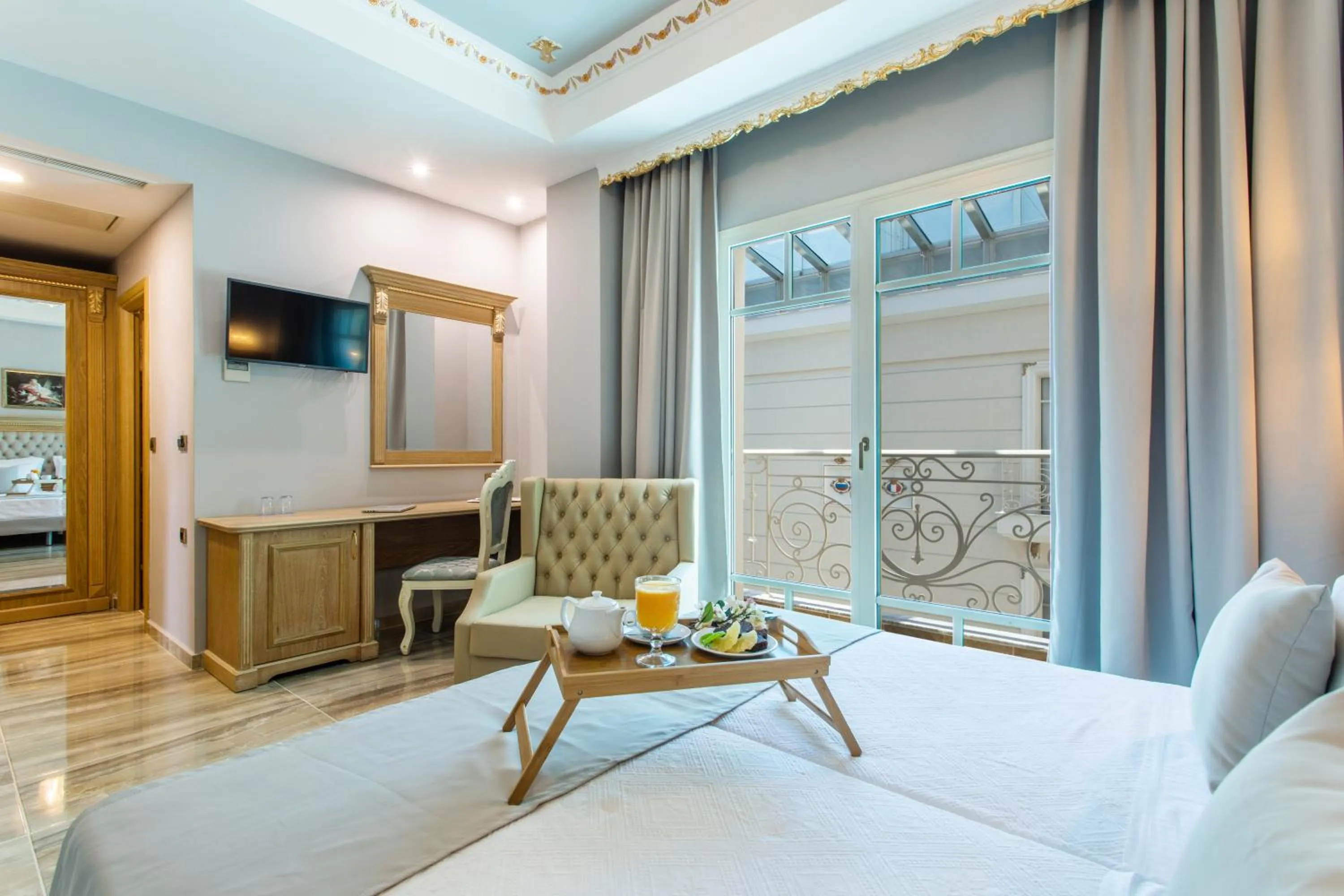 Photo of the whole room, Bed in Wellness Santa Hotel - adults plus12