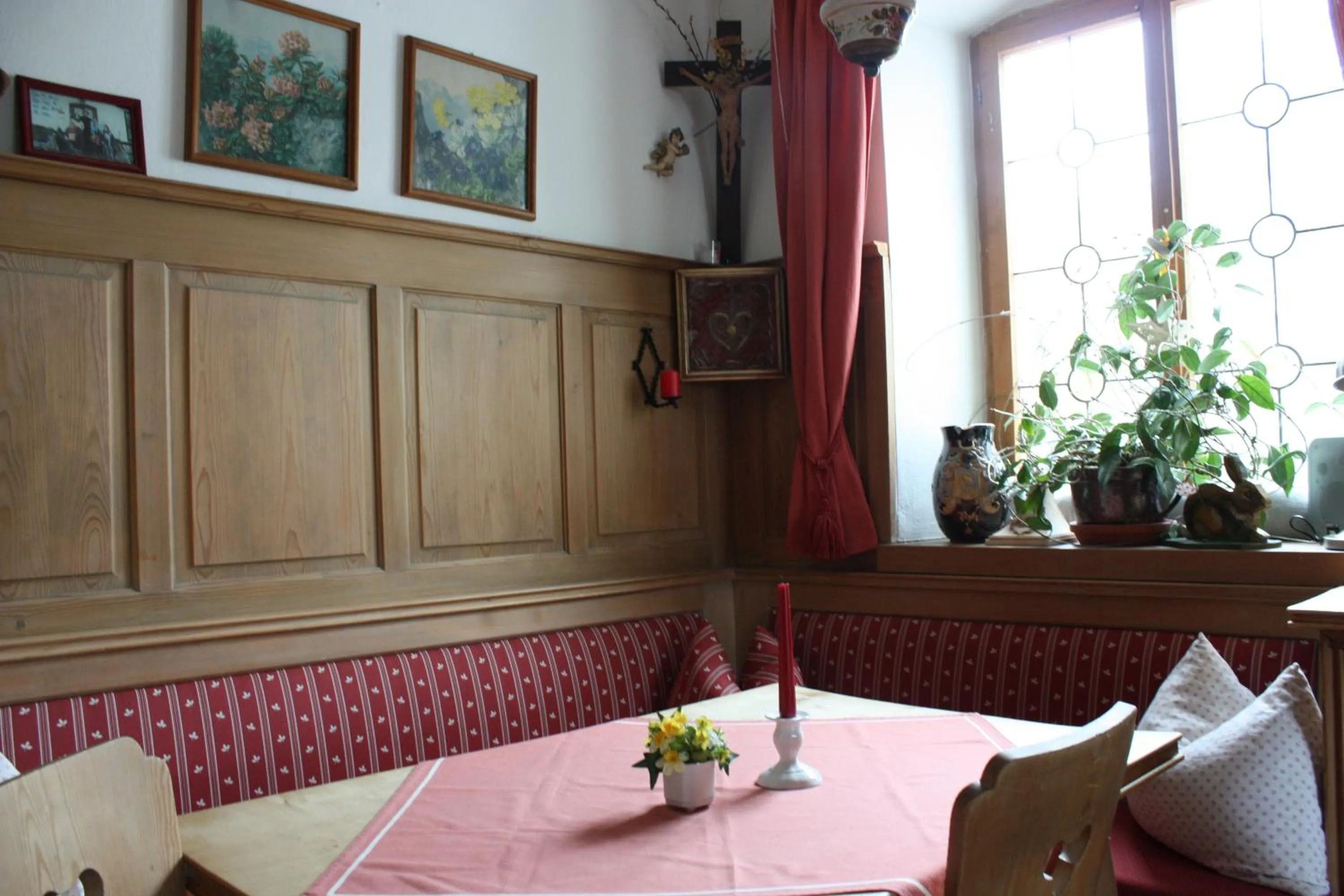 Restaurant/places to eat in Hotel Garni Otto Huber