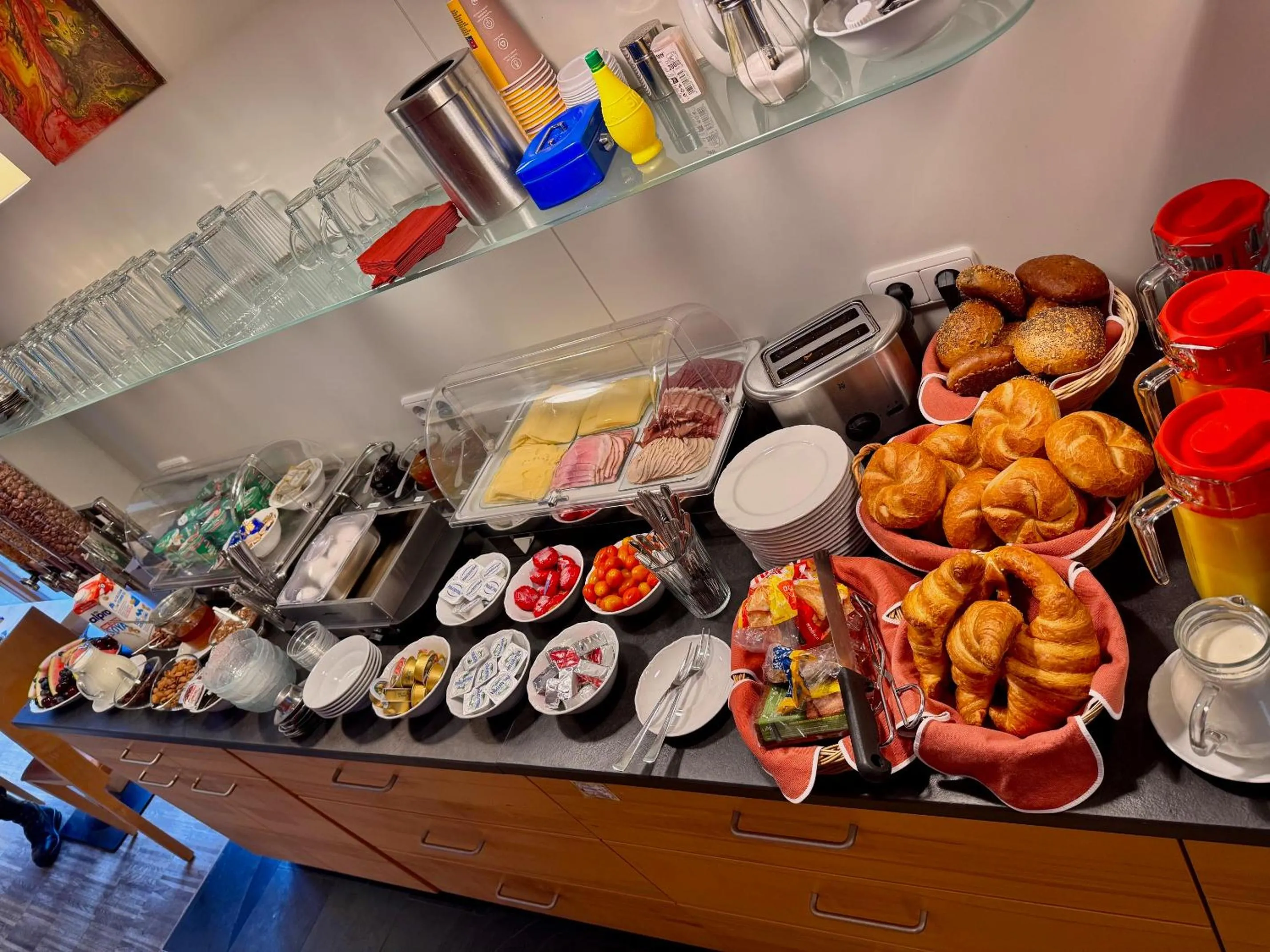 Breakfast in Hotel Garni Otto Huber