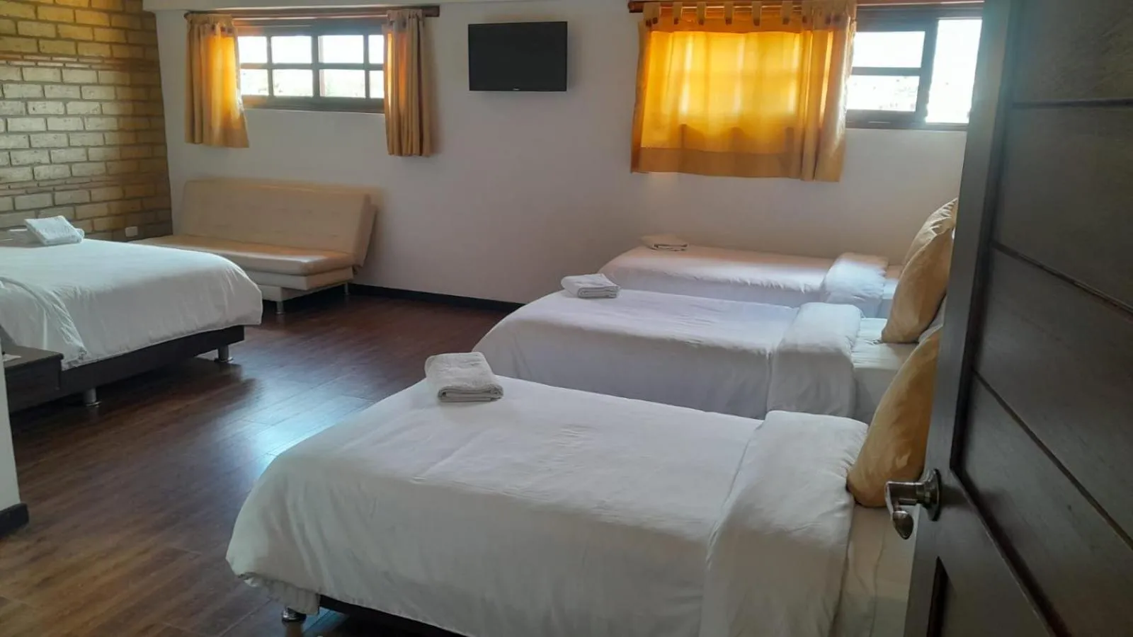 Deluxe Family Room in Hotel San Luis Sachica ng