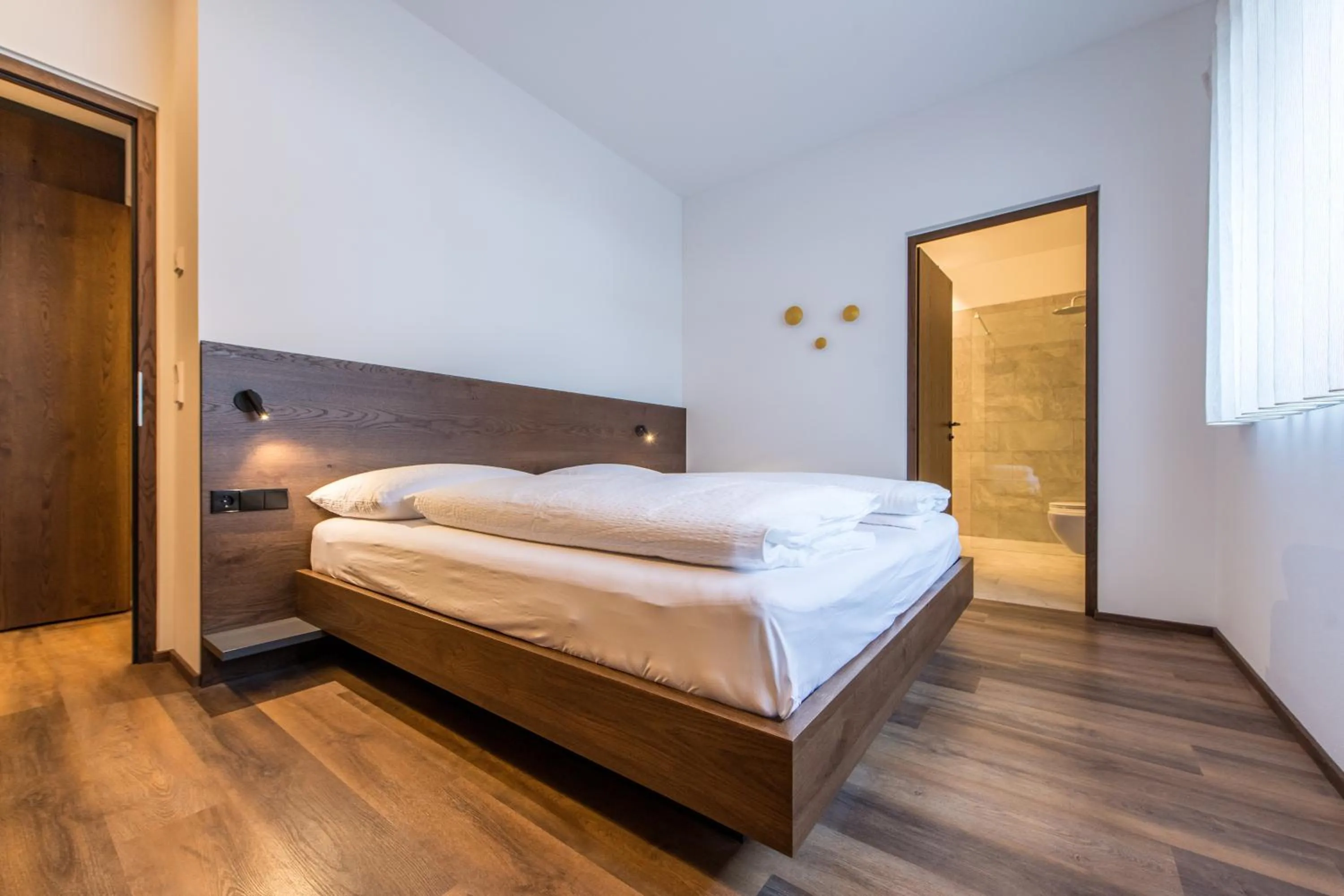 Bedroom, Bed in Mountain Residence Montana