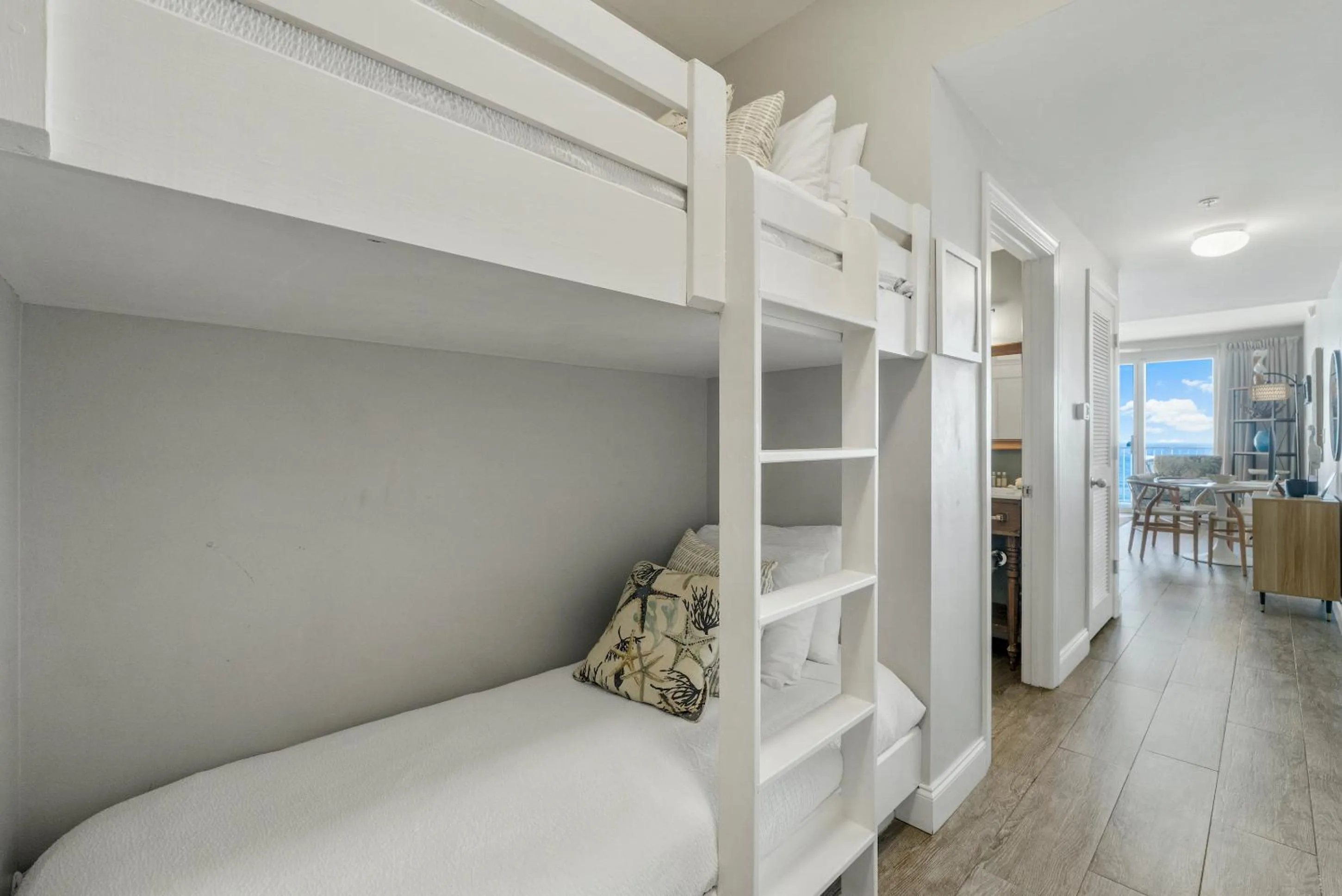 Bed in Majestic Sun Beach Resort by Panhandle Getaways