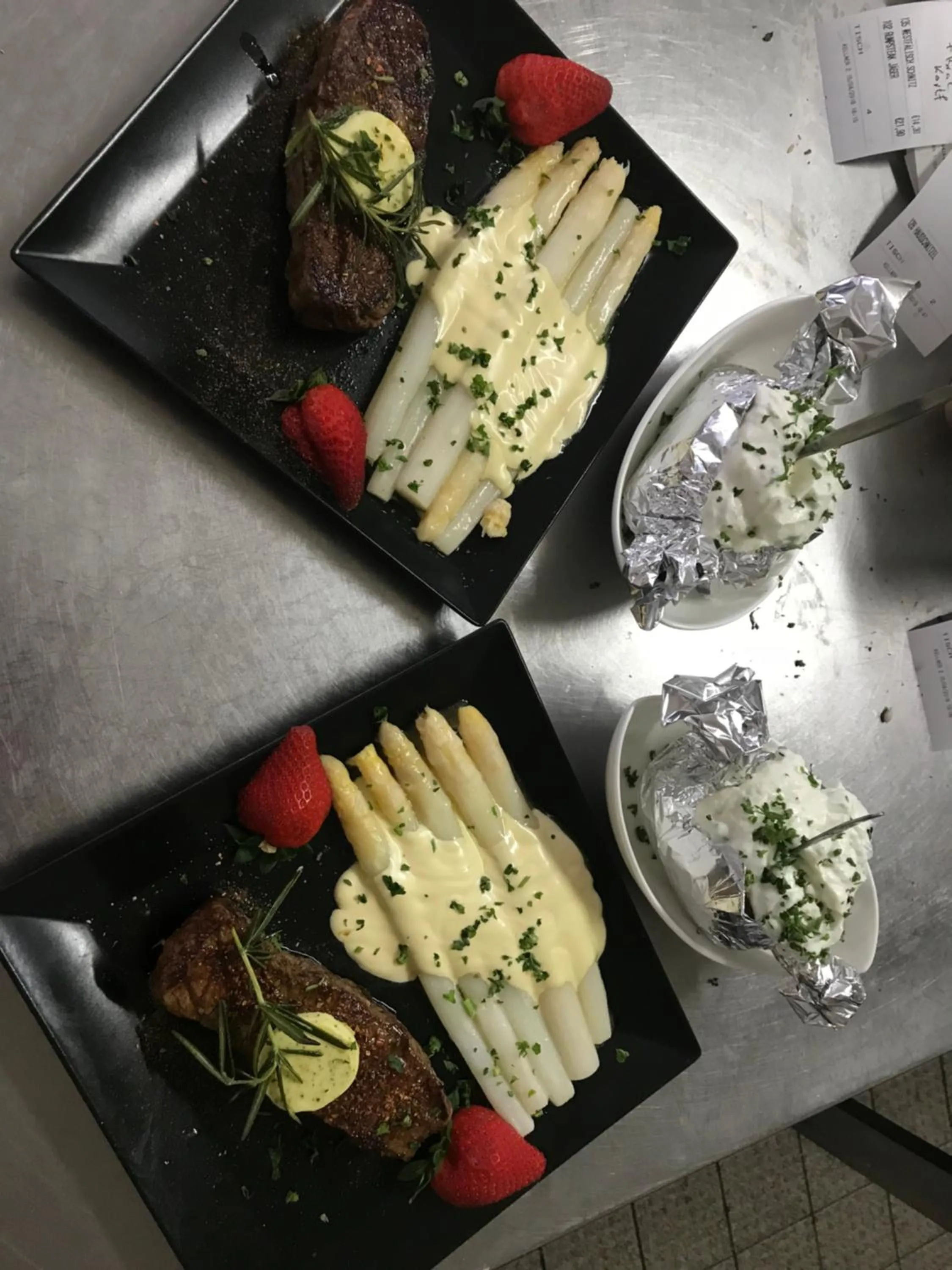 Restaurant/places to eat in Hotel-Restaurant Haus Nattkemper