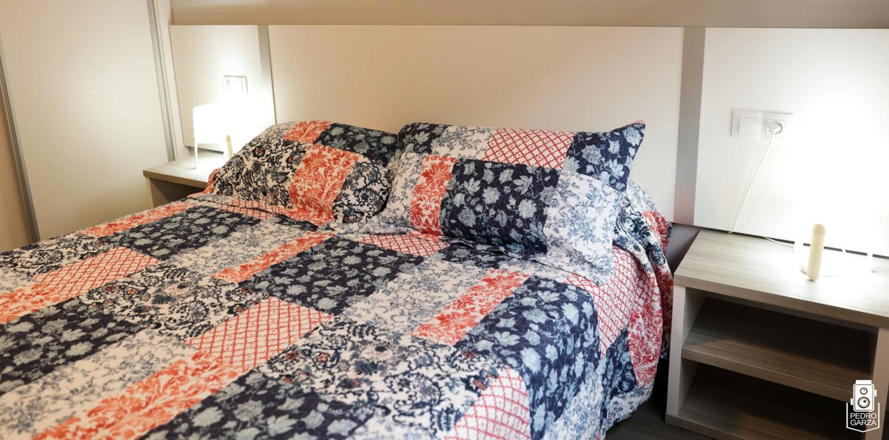 Bed in dpCristal City Apartments