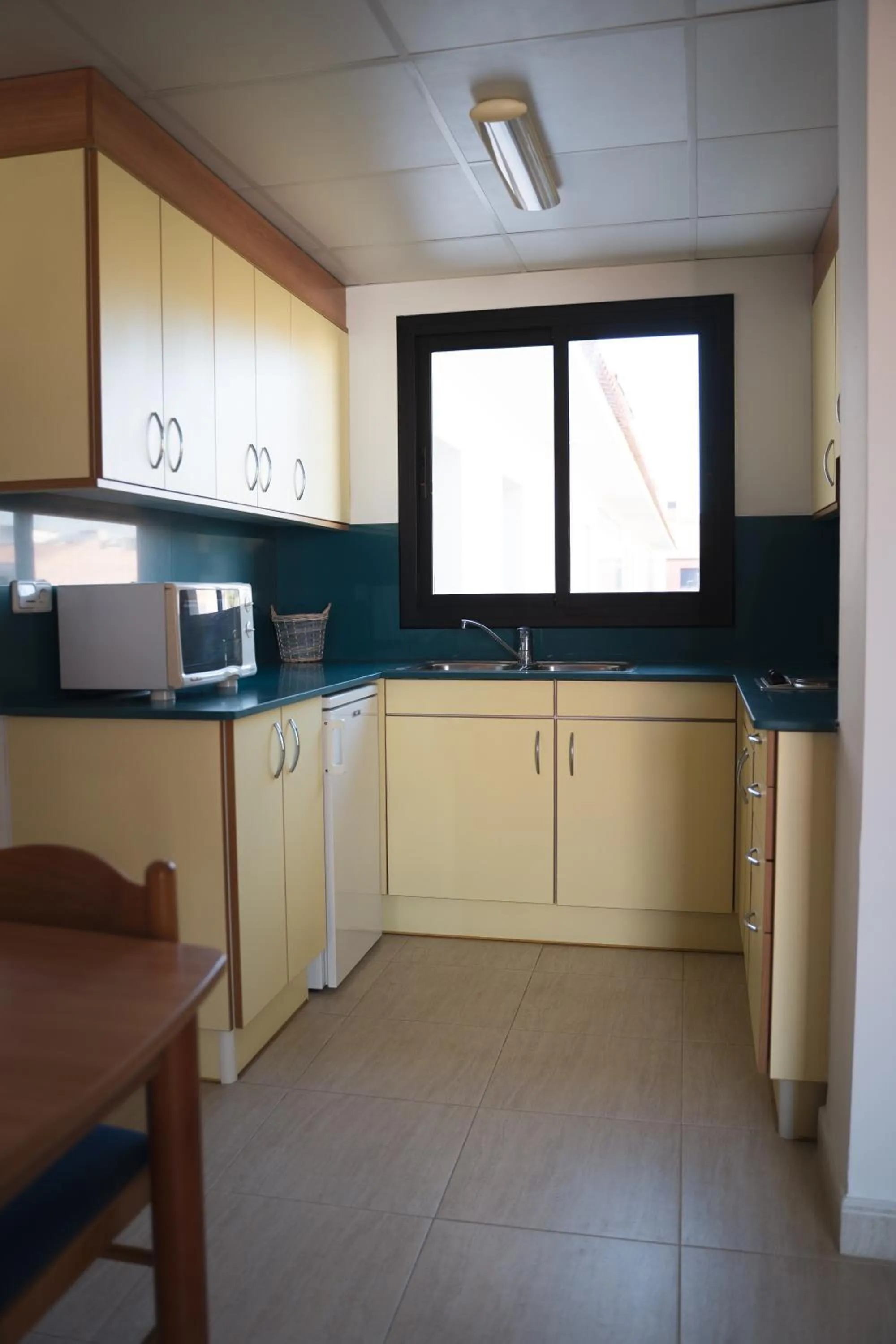 Dining area in Beatrix 2000 - Caliu Apartments