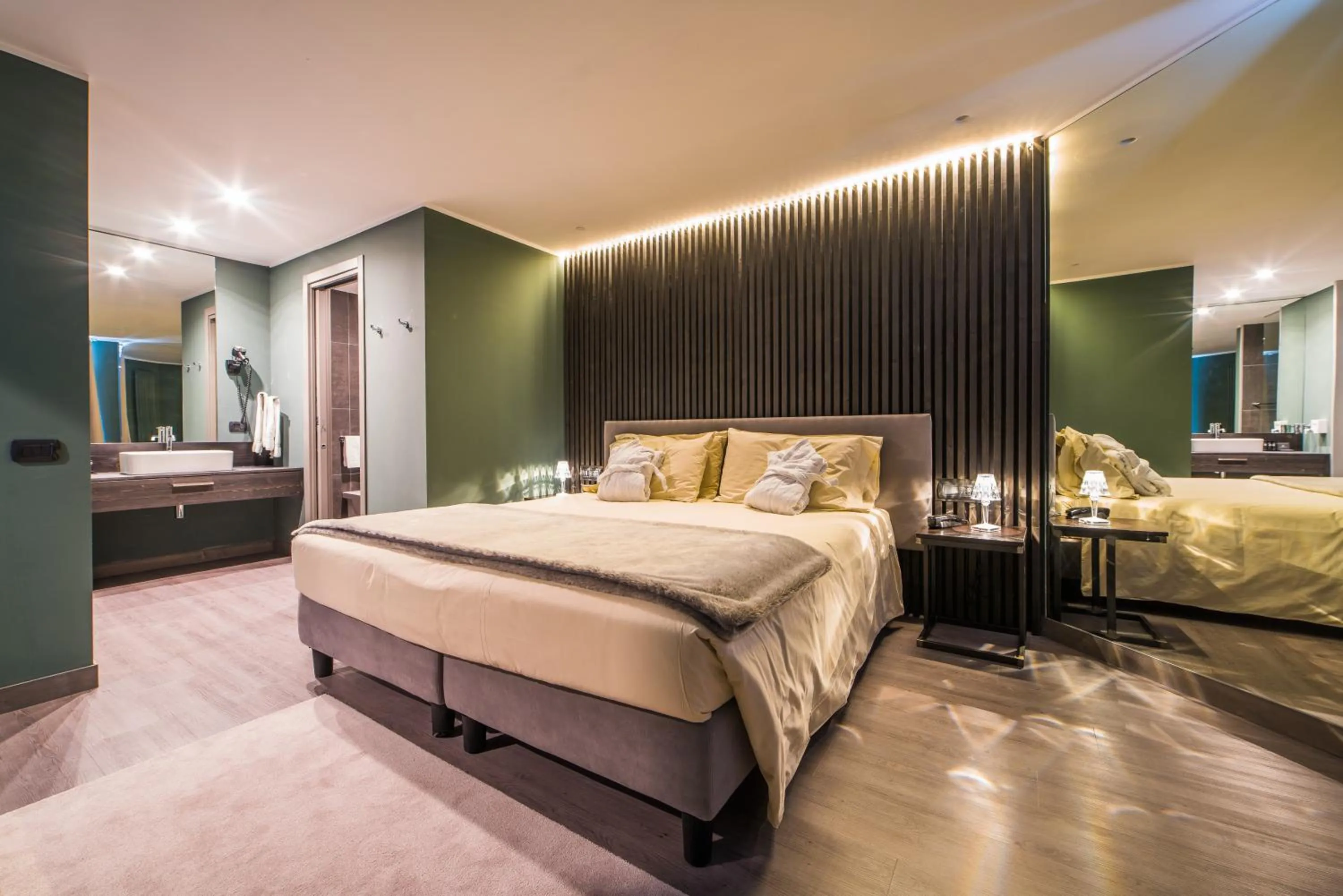 Photo of the whole room, Bed in Hotel Europa