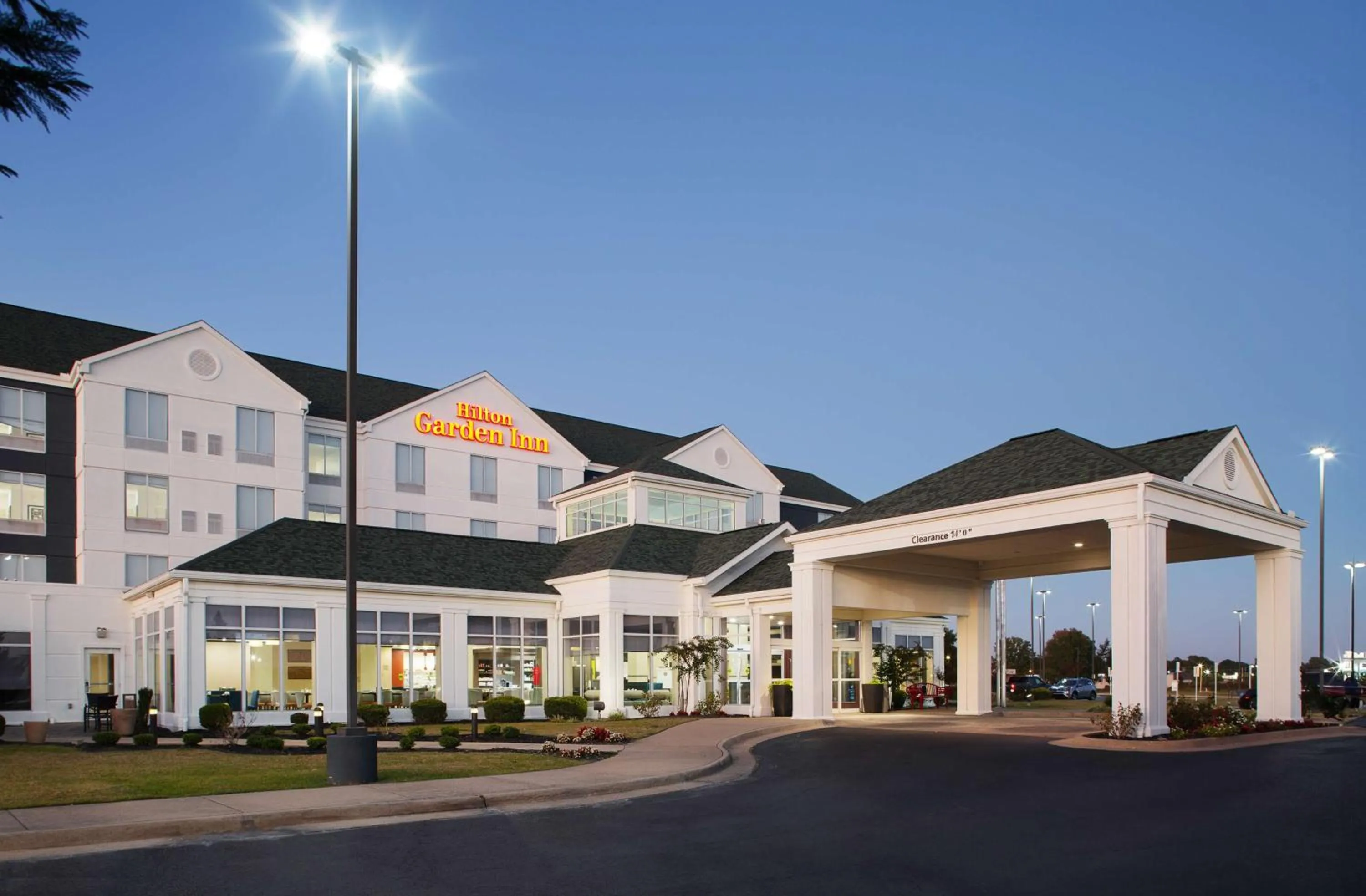 Property building in Hilton Garden Inn Jonesboro