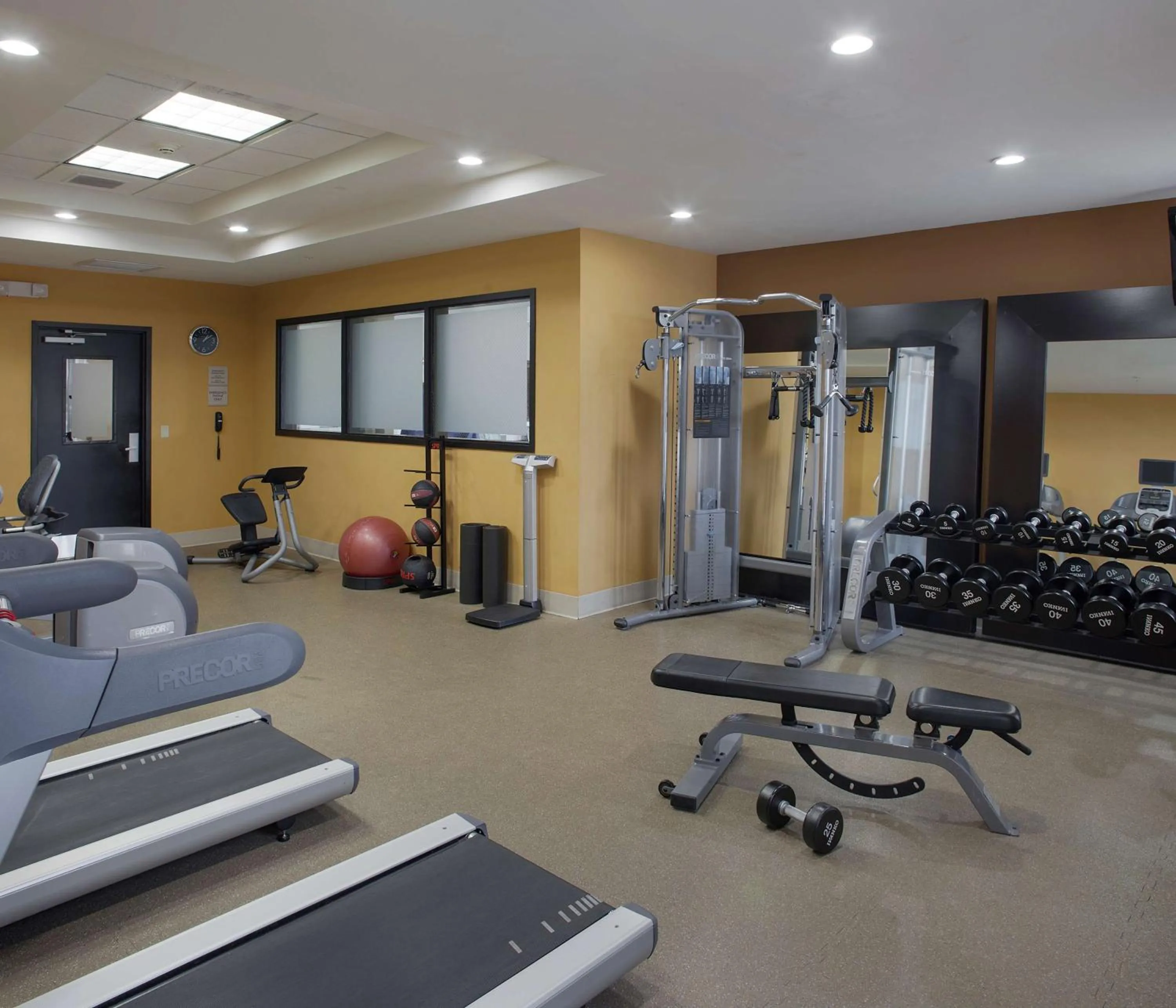 Fitness centre/facilities in Hilton Garden Inn Jonesboro