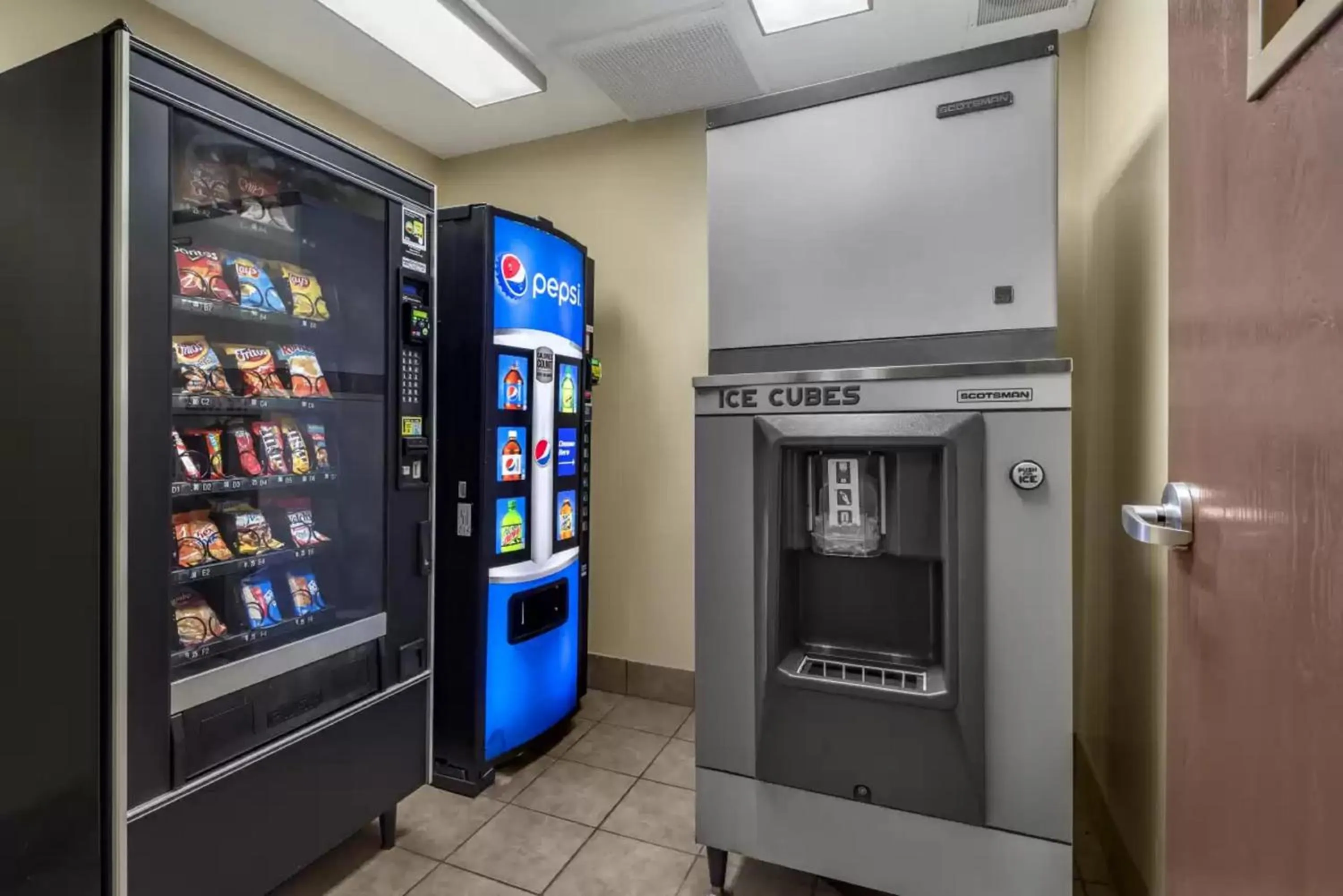 vending machine in Comfort Inn Augusta