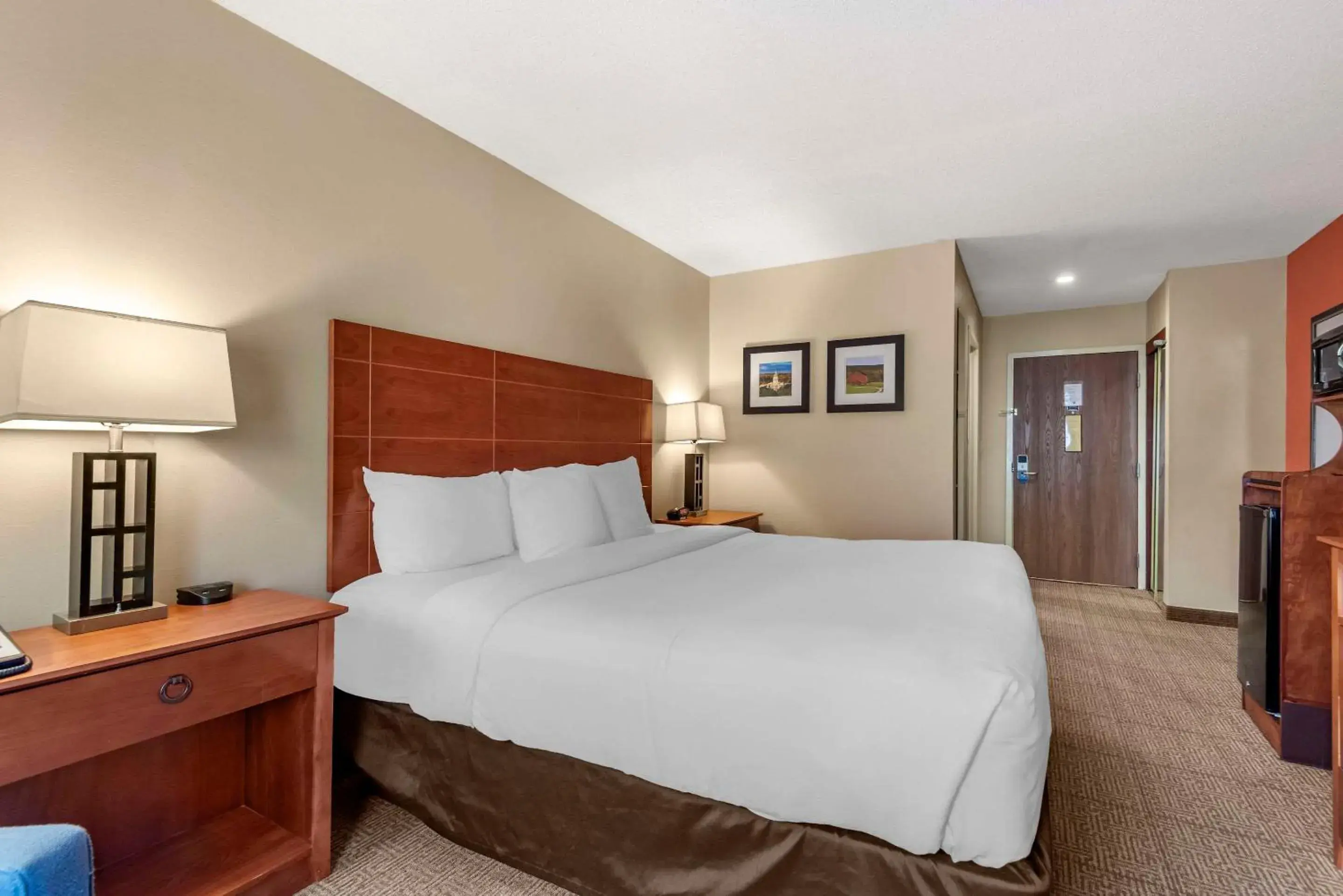 Bedroom, Bed in Comfort Inn Augusta Bedroom, Bed in Comfort Inn Augusta