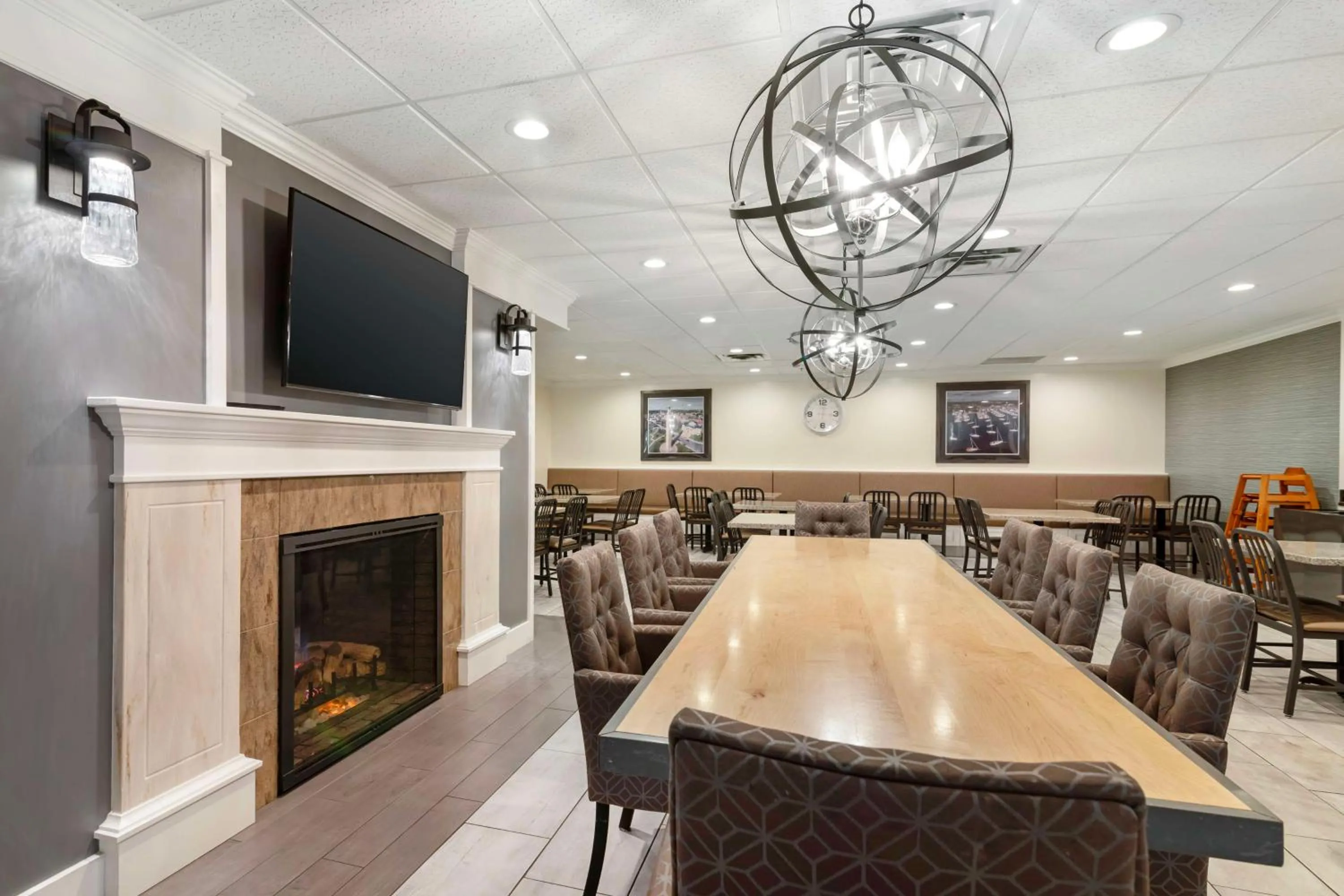 Breakfast in Best Western Plus Plattsburgh