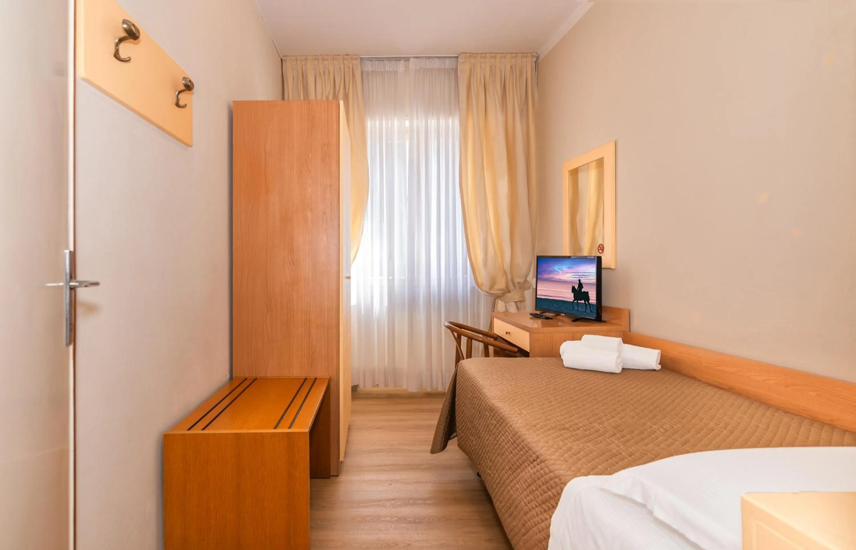 TV and multimedia, Bed in Hotel Stella D'Italia