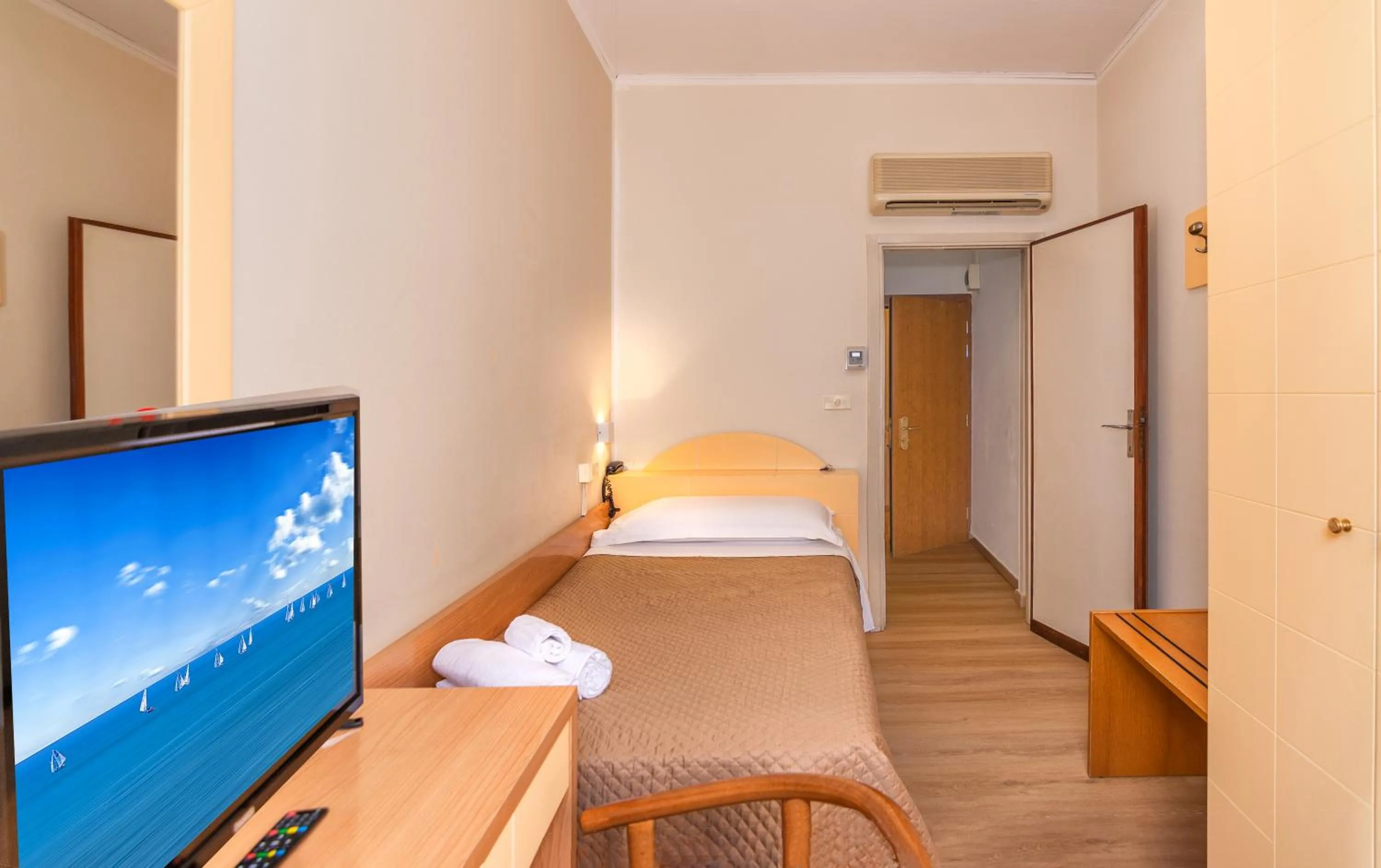 Bedroom, Bed in Hotel Stella D'Italia