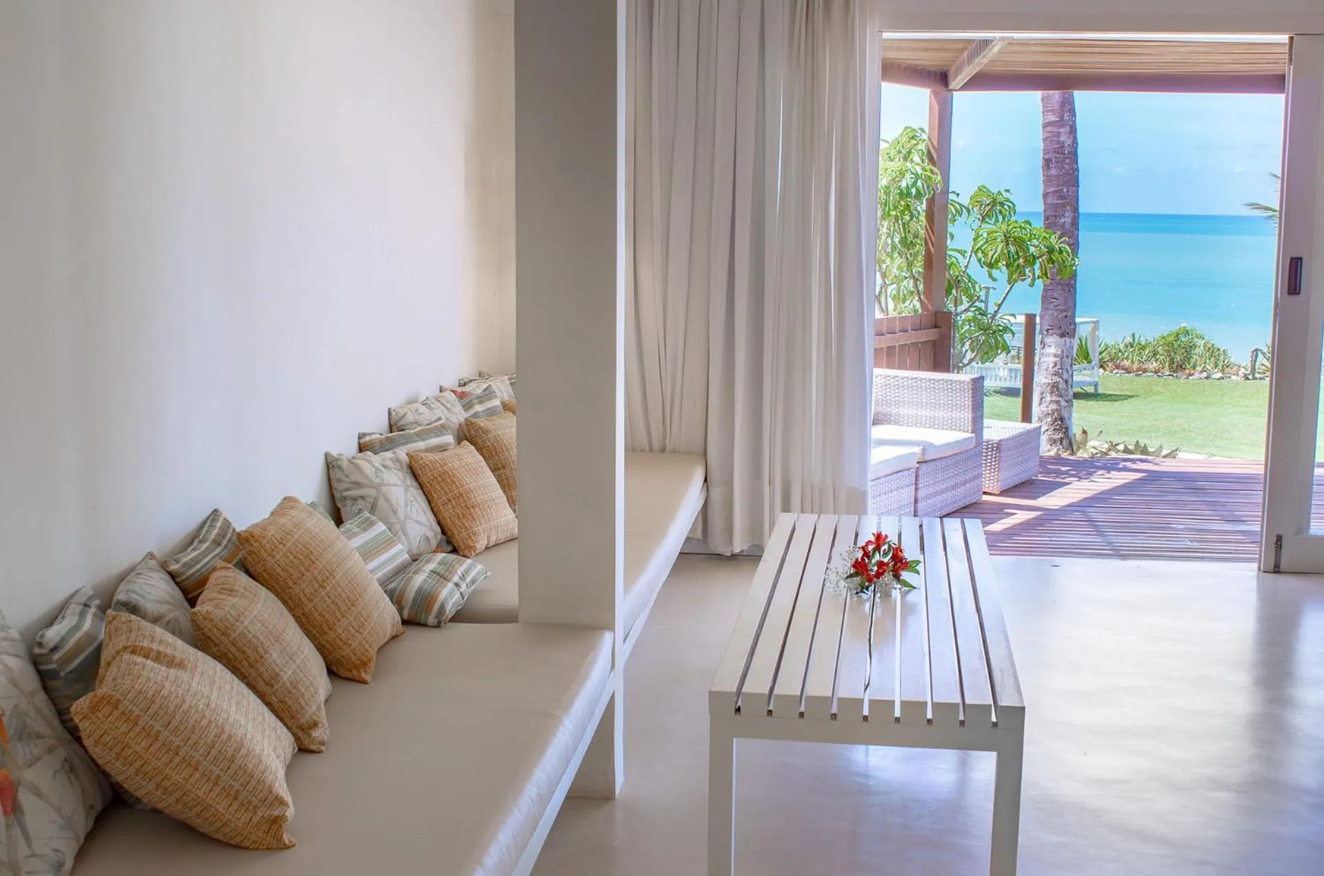 Living room in Pipa Privilege Suítes