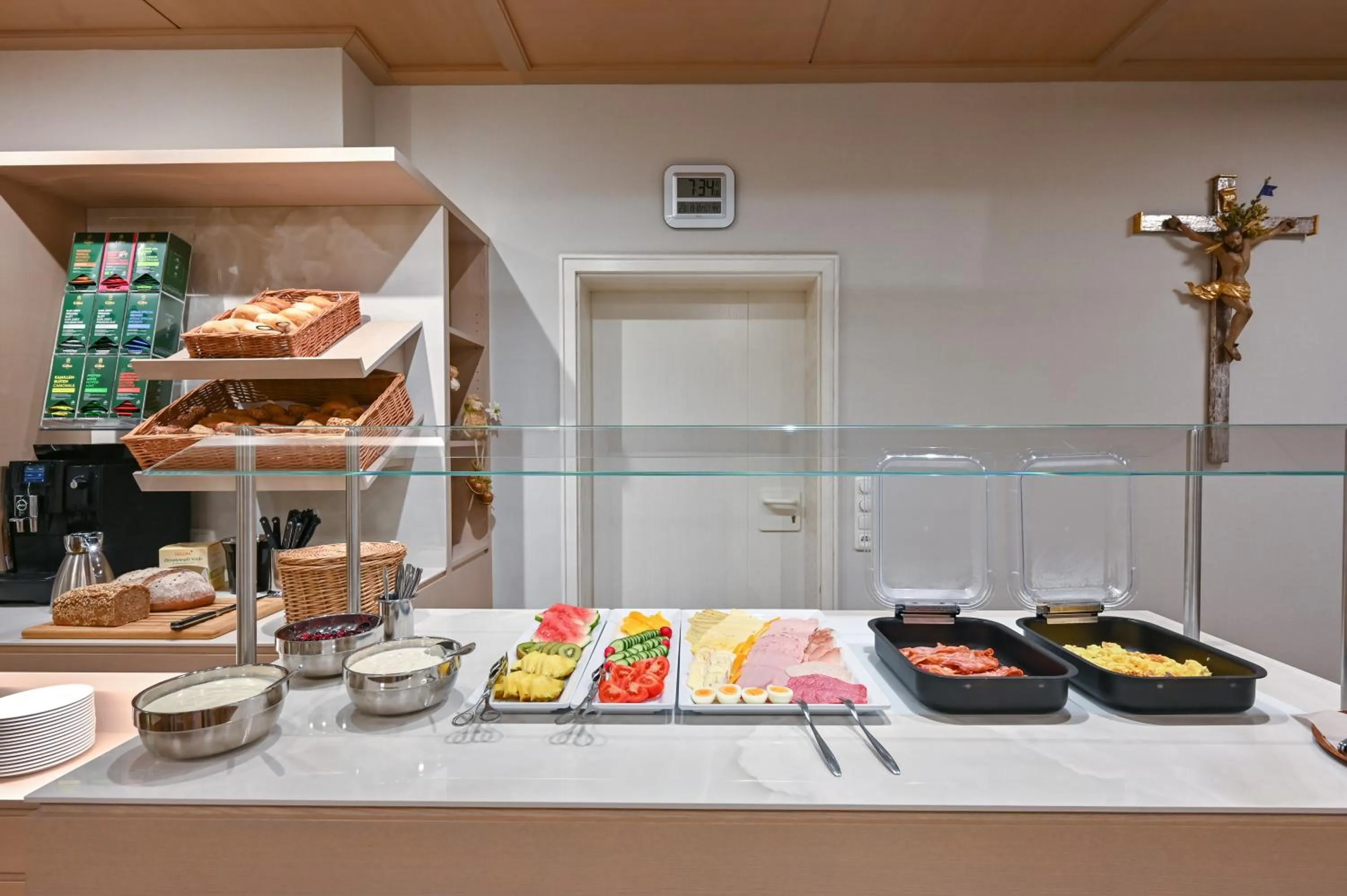 Buffet breakfast in Gästehaus Sankt Ulrich