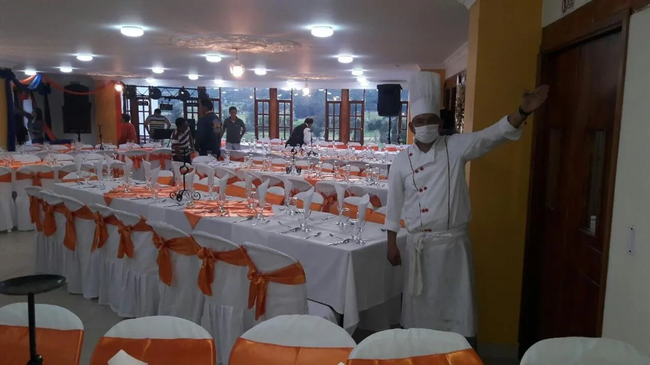 Restaurant/places to eat in Hotel El Cangrejo