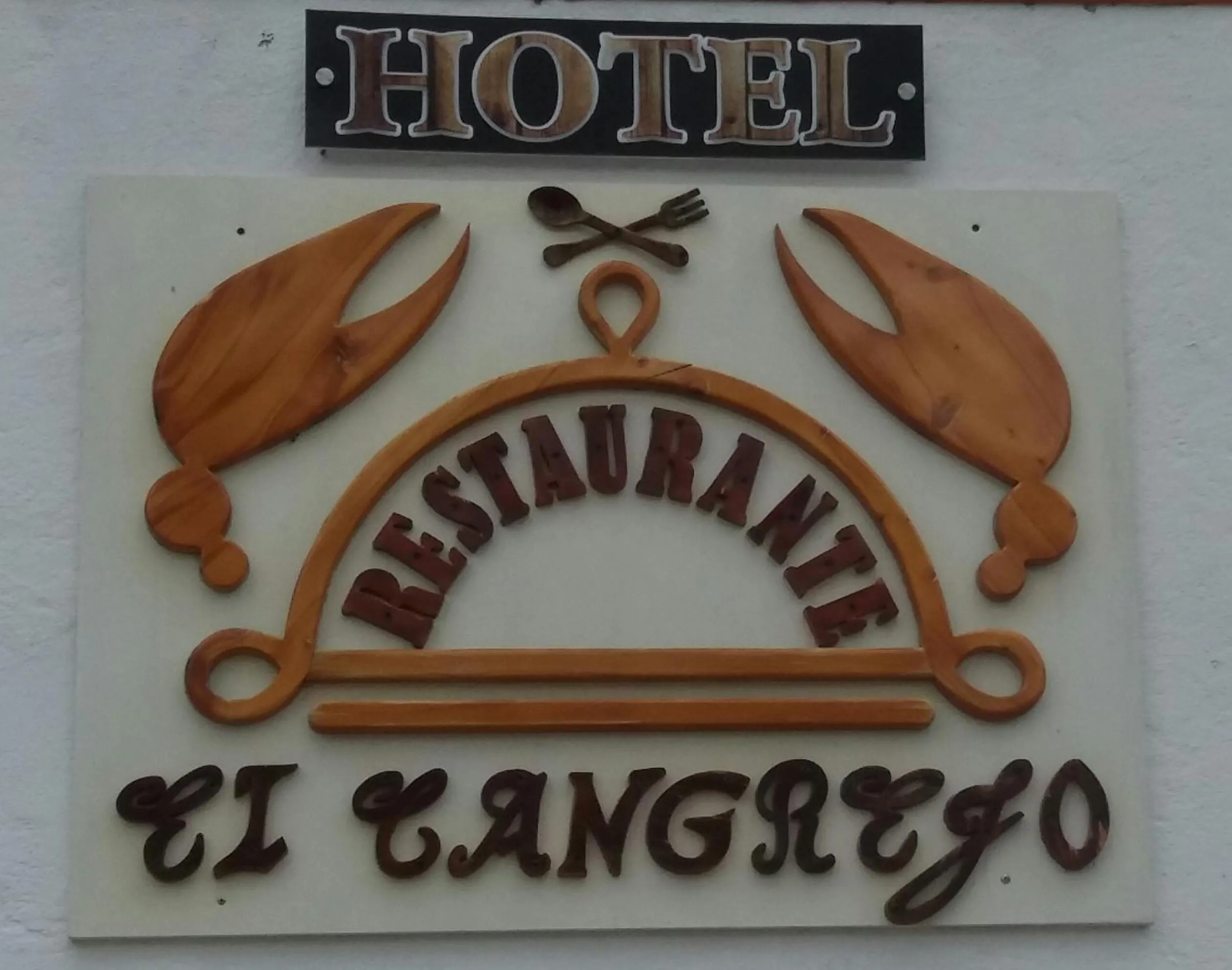 Logo/Certificate/Sign in Hotel El Cangrejo