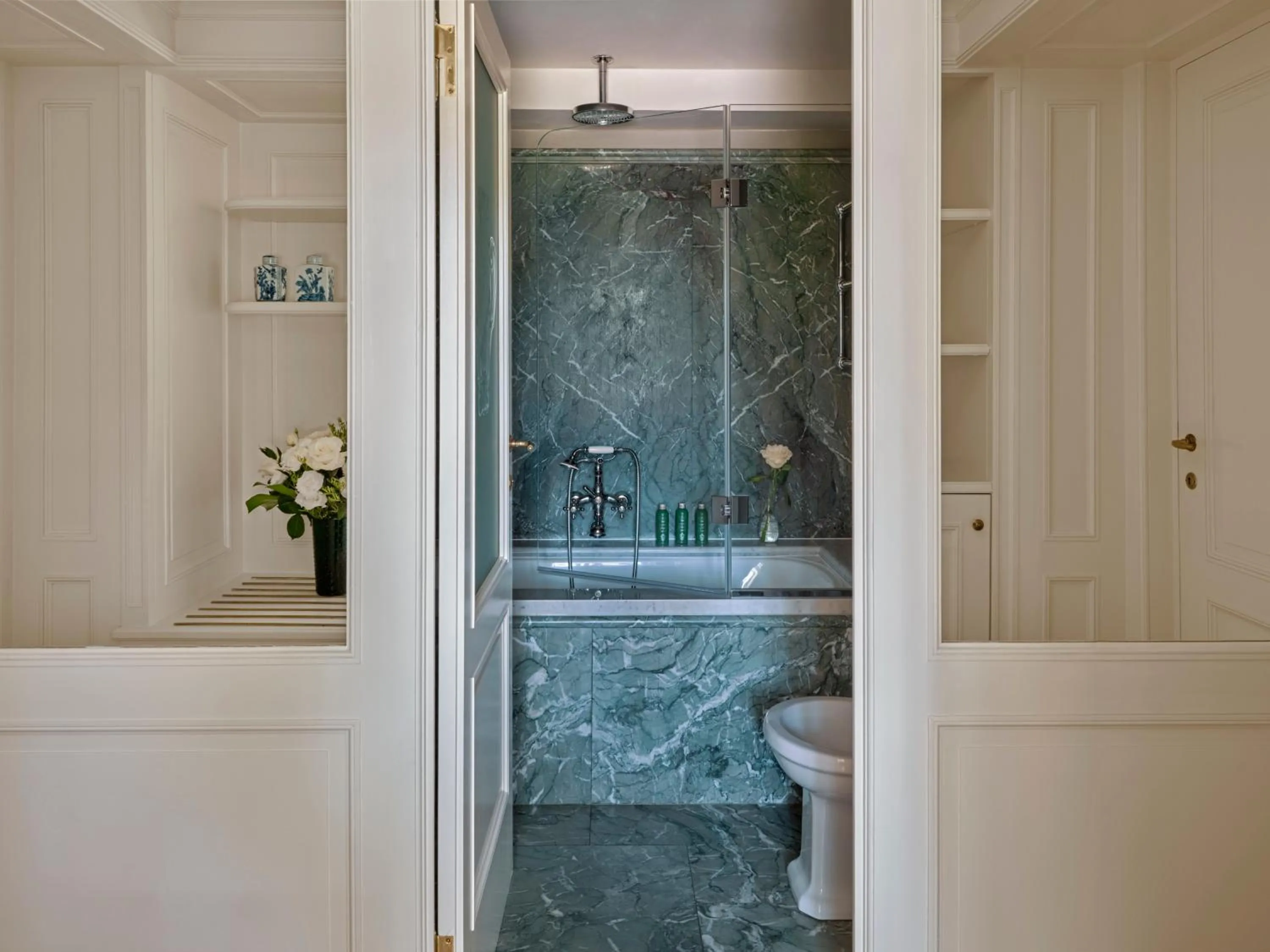 Bathroom in Villa La Massa