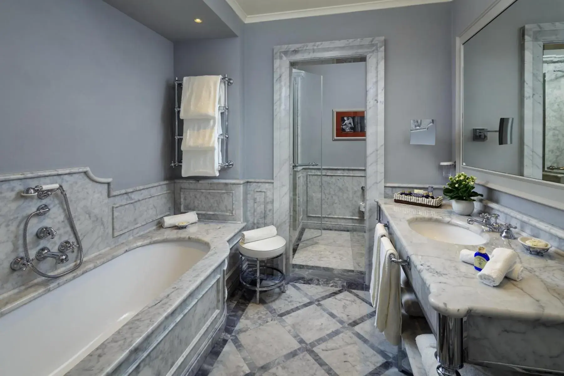 Double Room in Villa La Massa Double Room in Villa La Massa