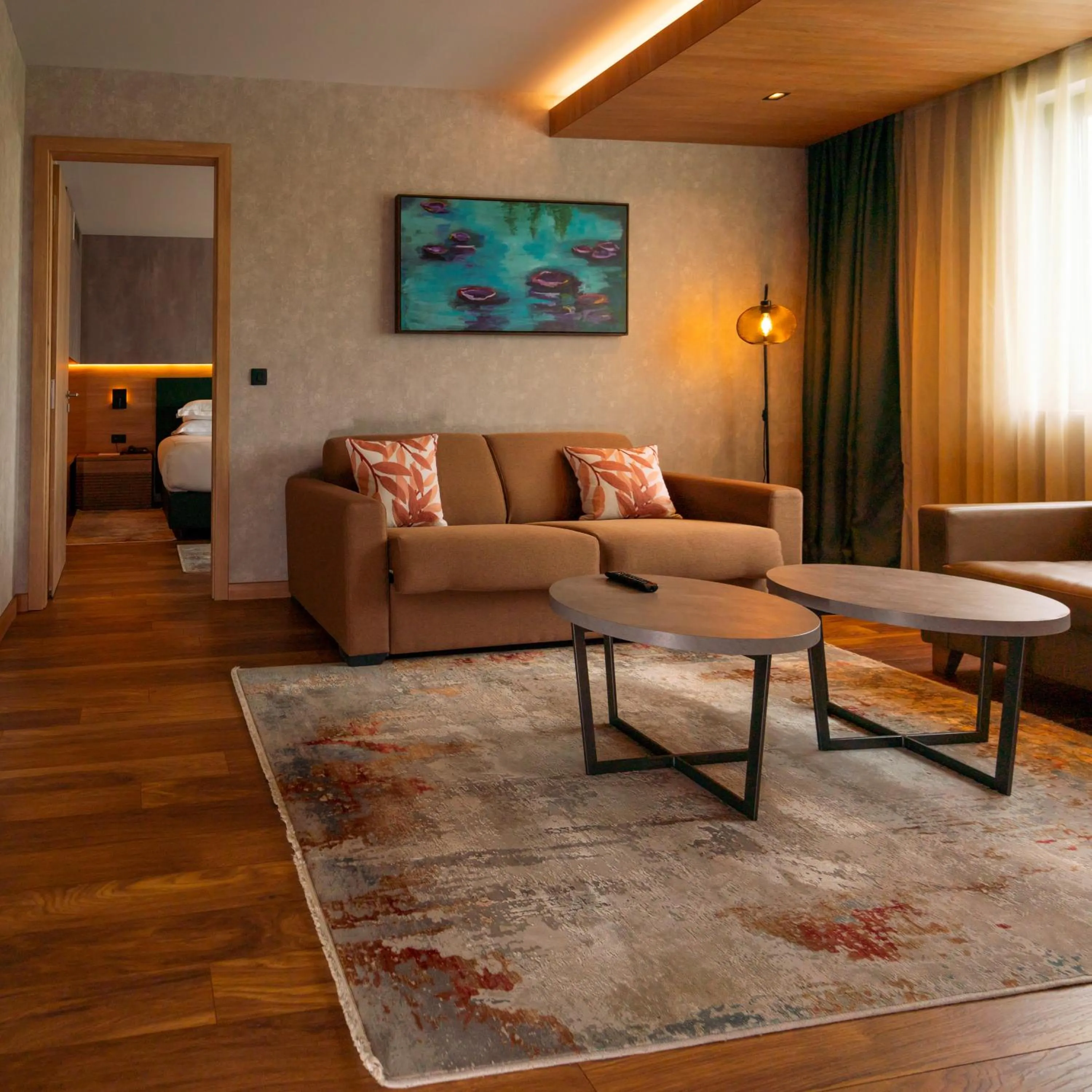 Living room in Emerald Hotel