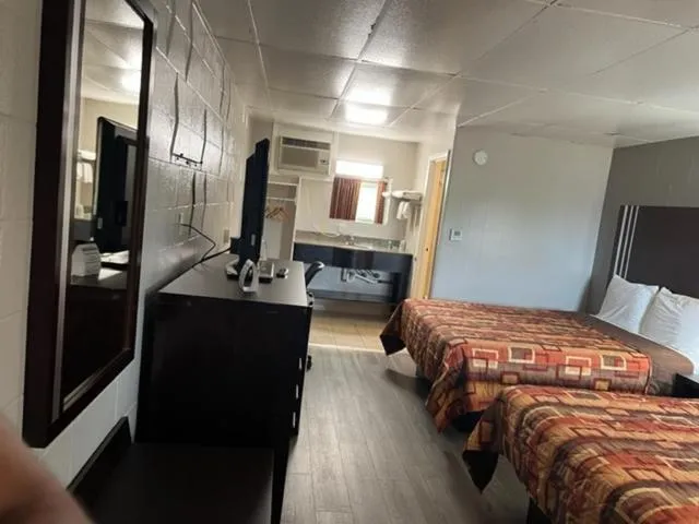 Bed in Scottish Inns Tonawanda