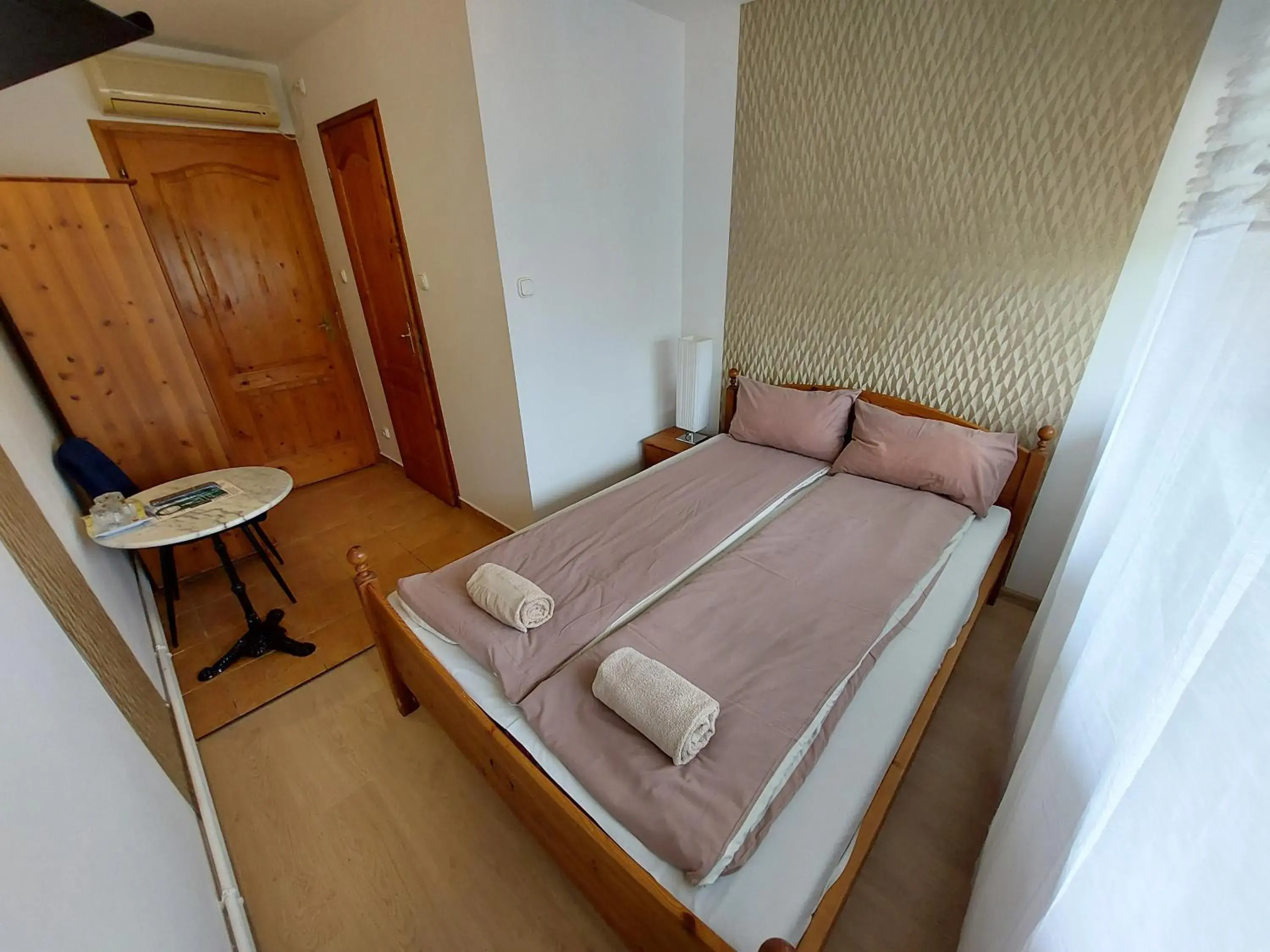 Standard Double Room - single occupancy in Palma Vendégház Standard Double Room - single occupancy in Palma Vendégház