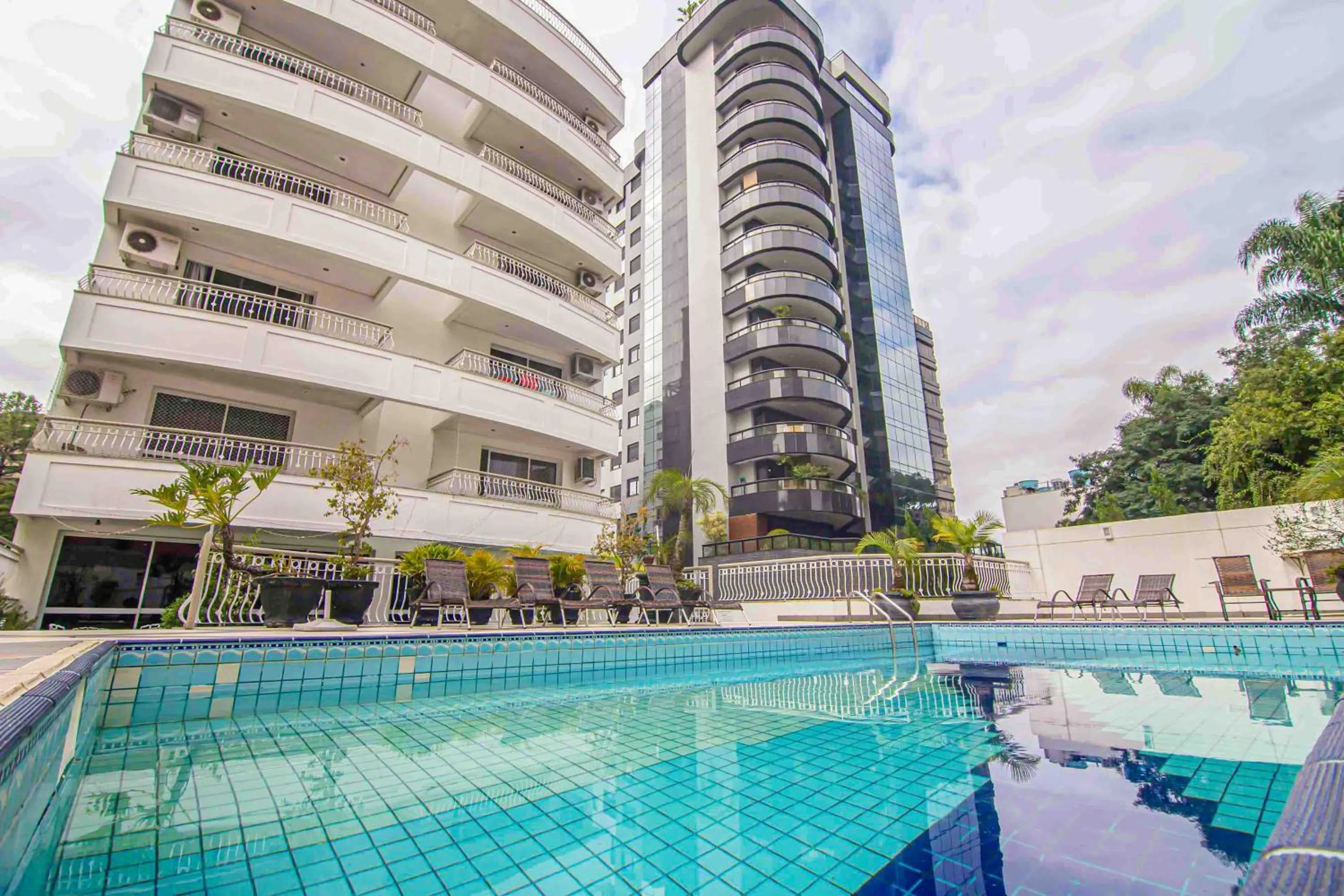 Swimming pool in Bela Vista Hotel & Flat