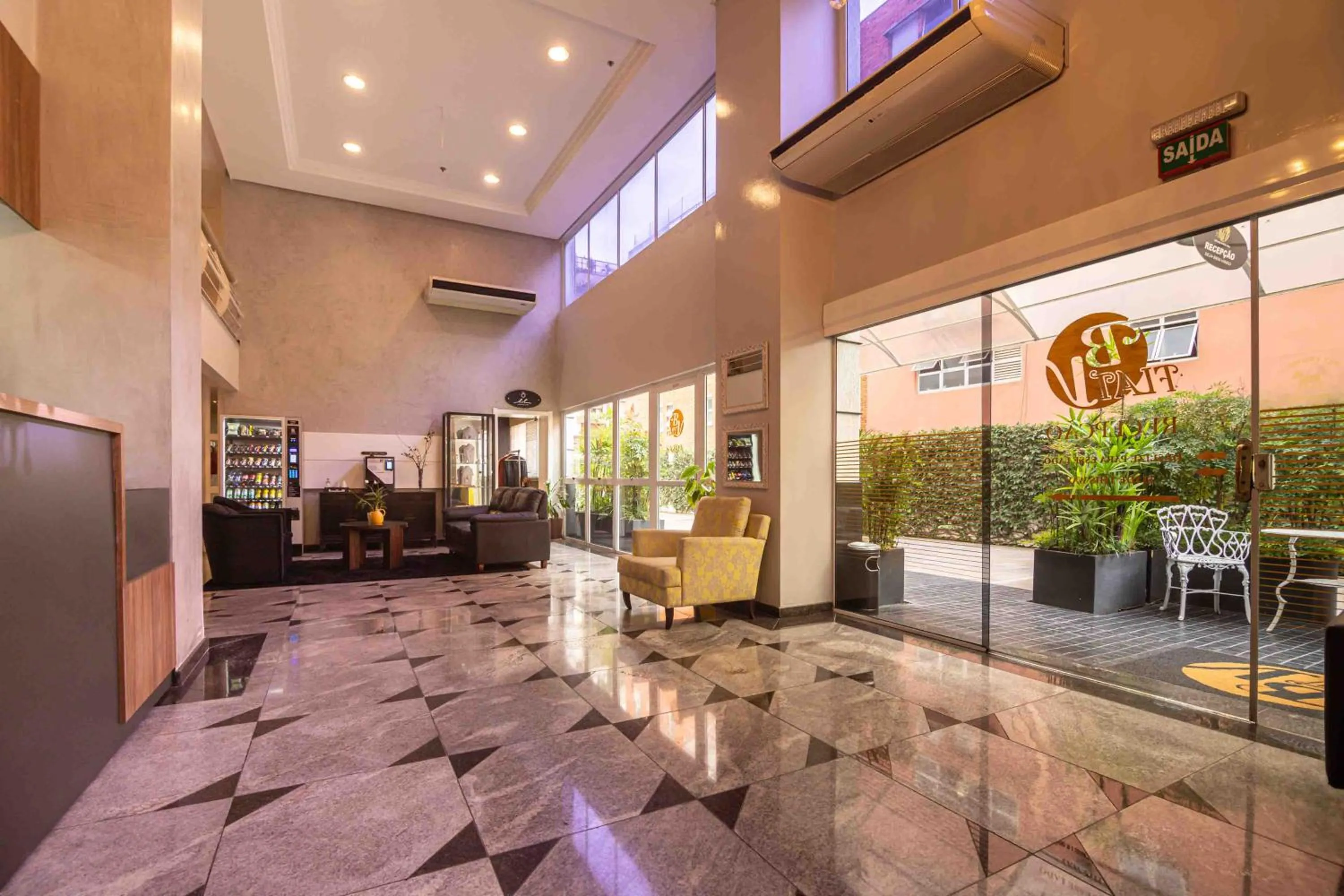 Lobby or reception in Bela Vista Hotel & Flat