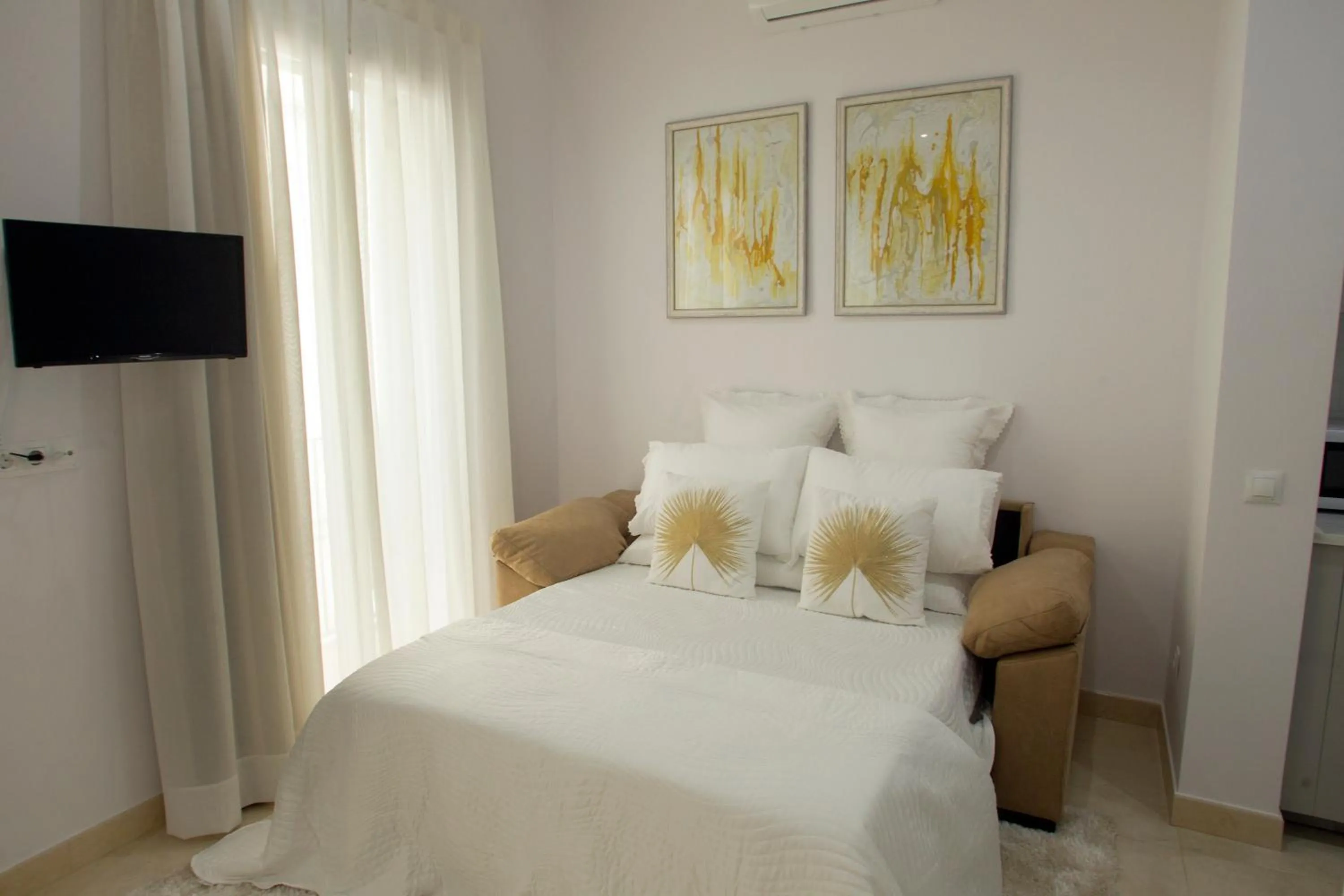 Bed in Panther Home Luxury Dreams Sevilla