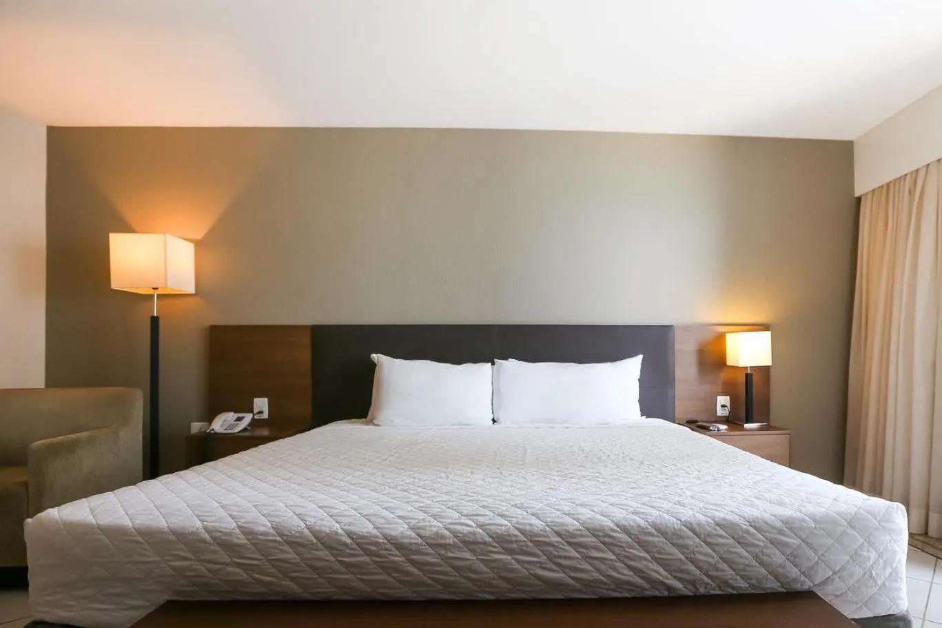 Bedroom, Bed in Transamerica Prestige Recife - Boa Viagem