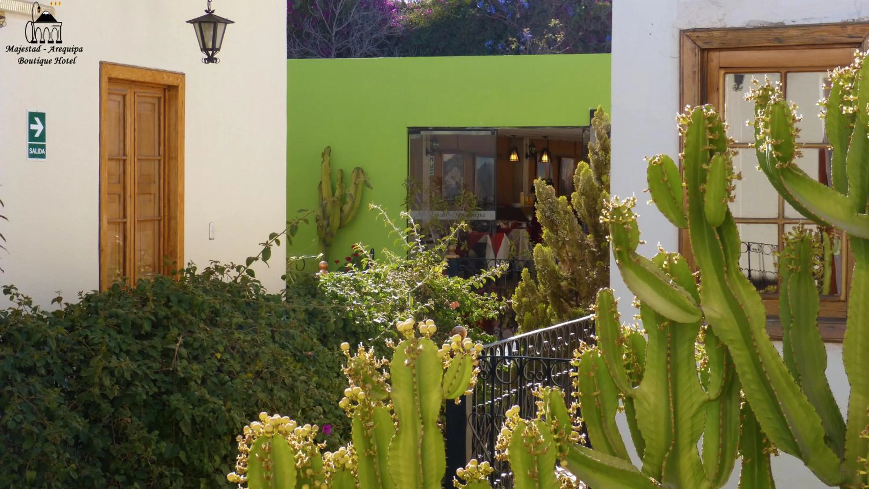 Day in Majestad Hotel Boutique