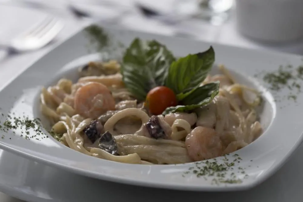 Food in D'Acosta Hotel Sochagota