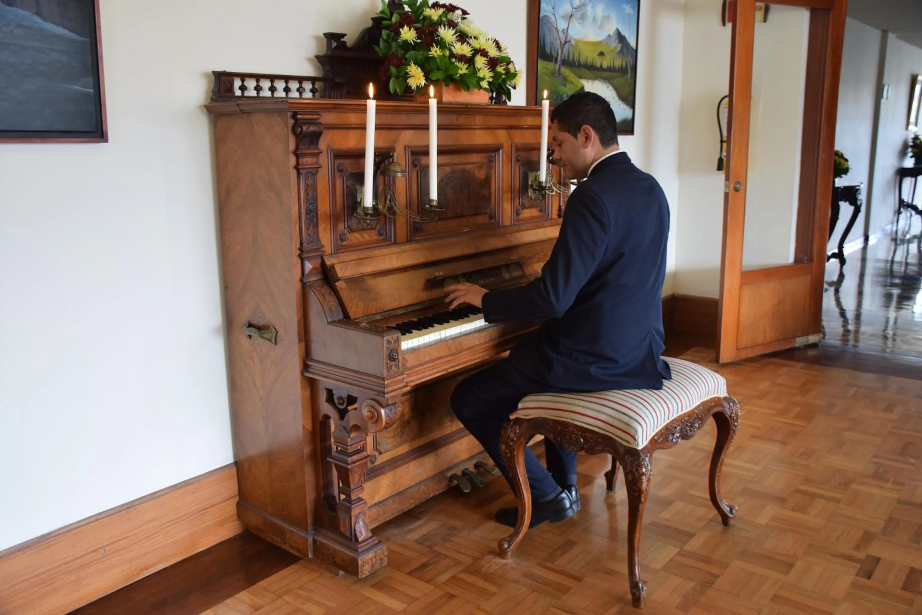 Entertainment in D'Acosta Hotel Sochagota