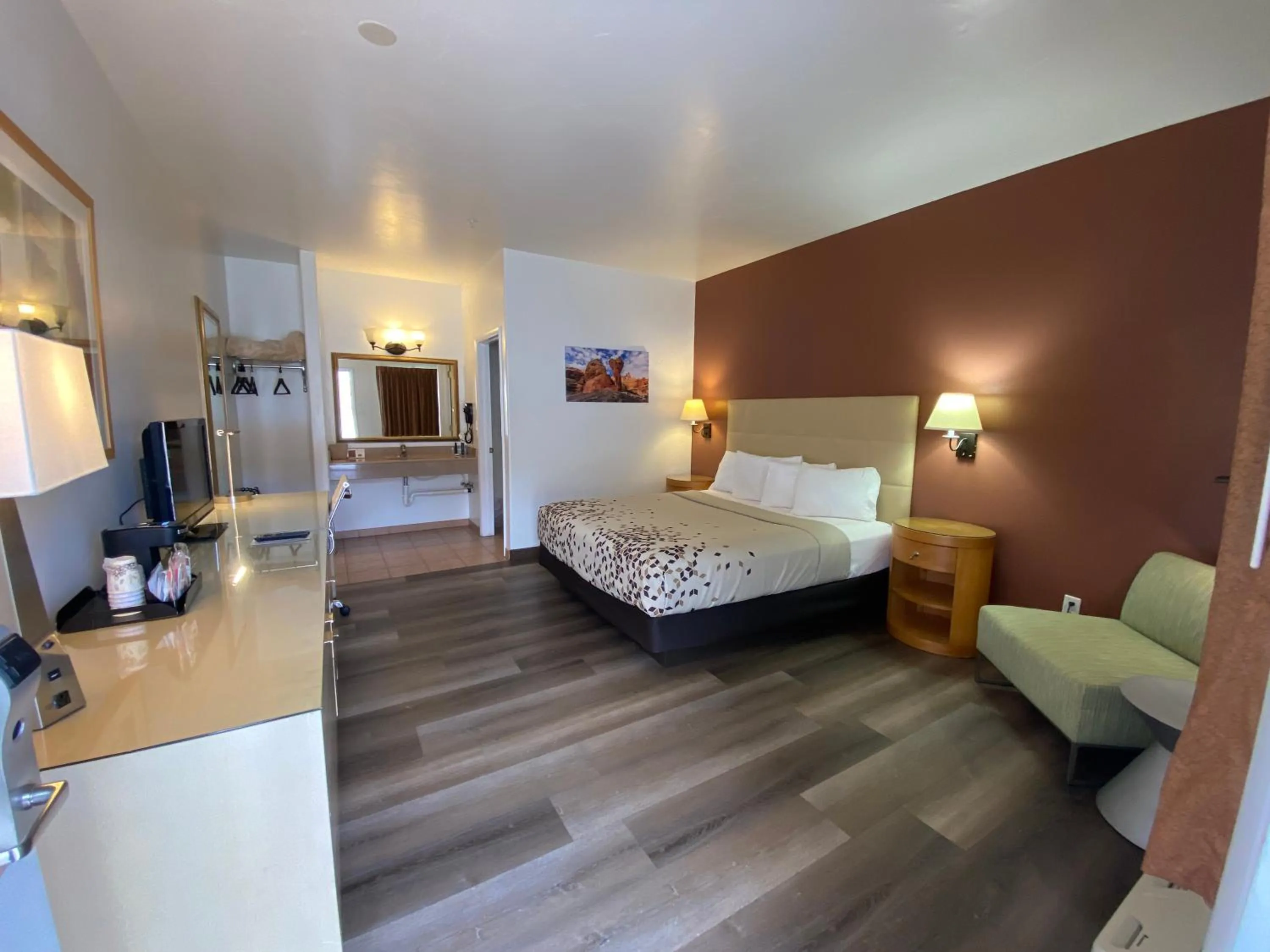 Bed in Adventure Inn Moab