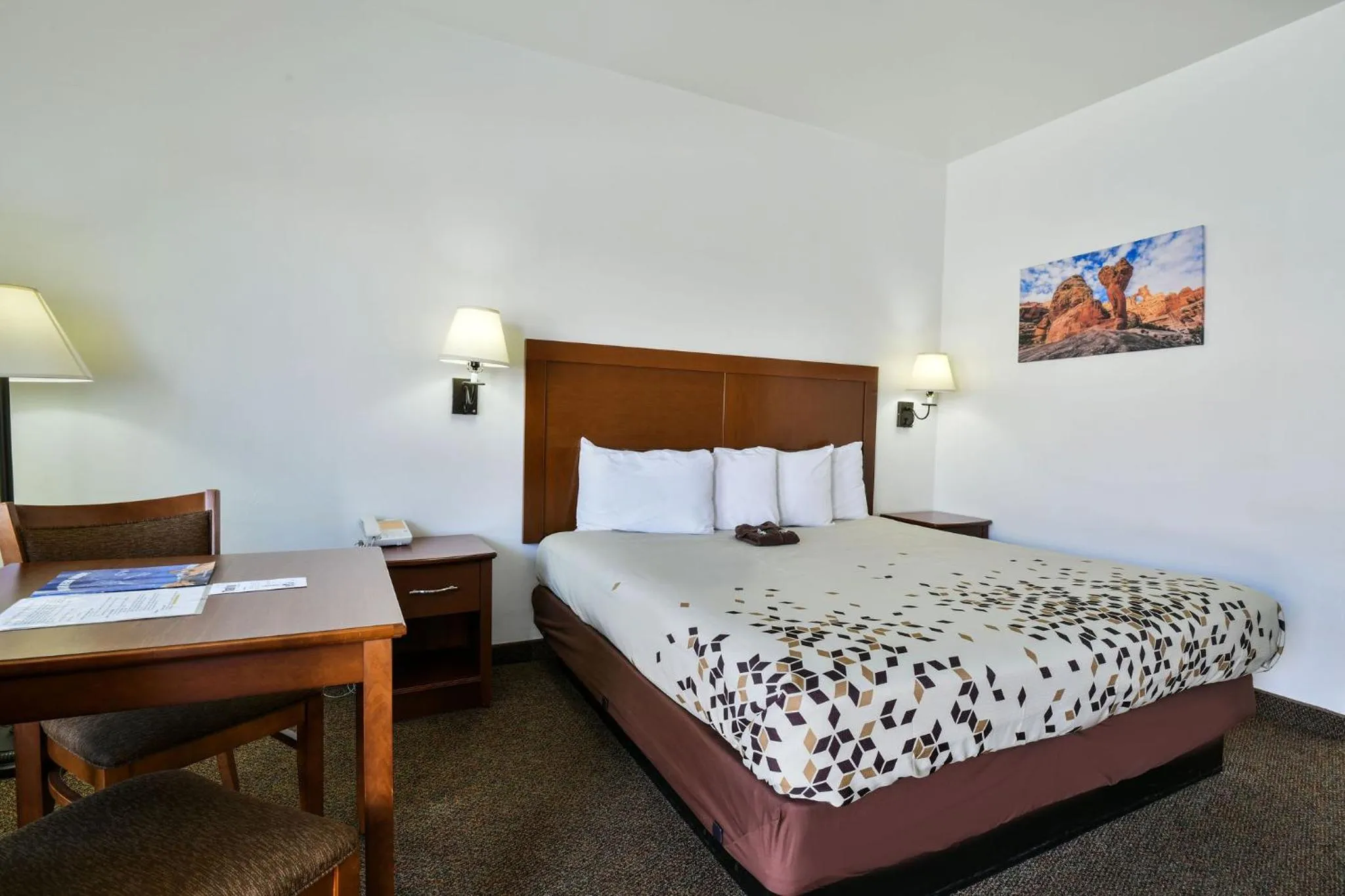 Bedroom, Bed in Adventure Inn Moab