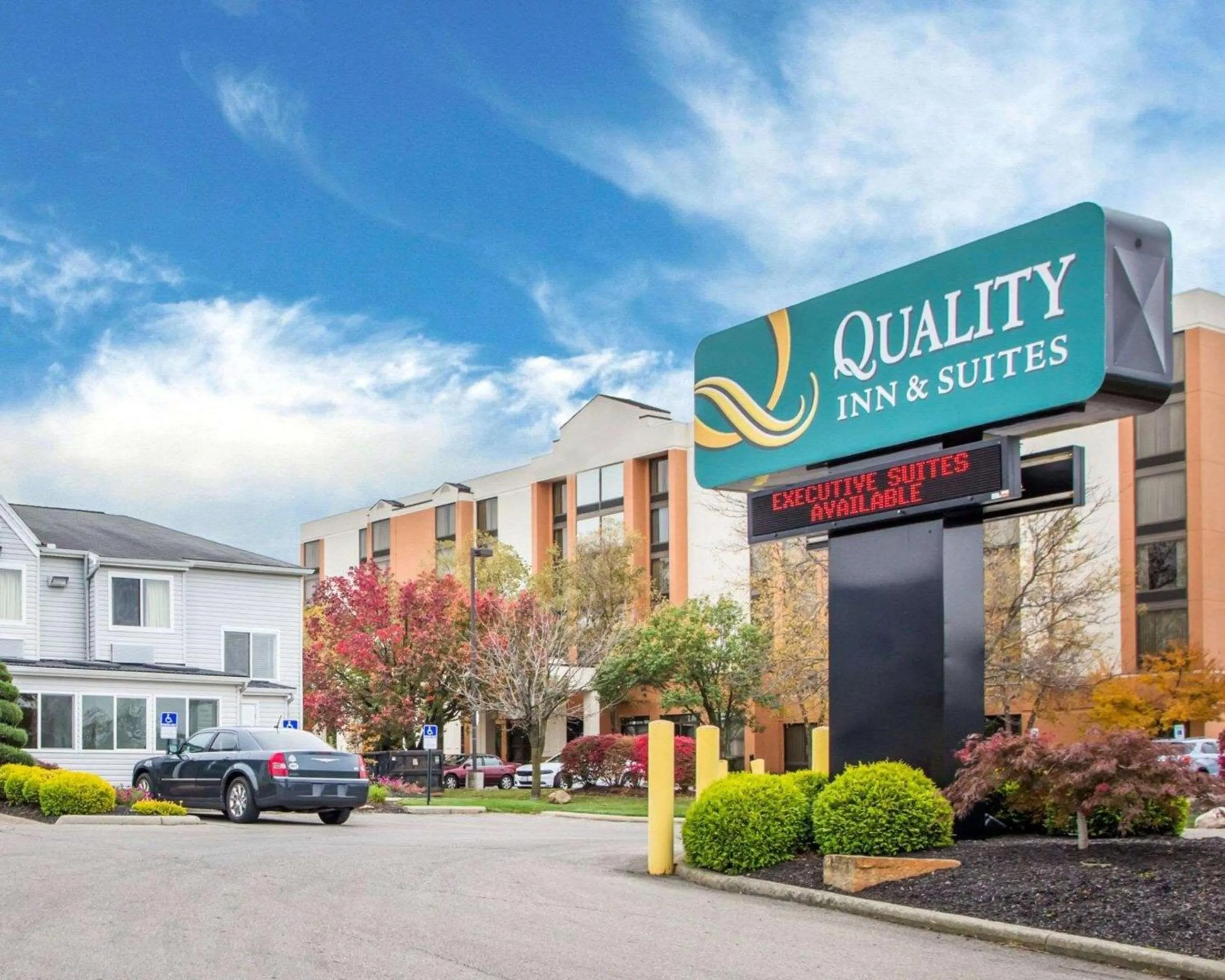 Property building in Quality Inn & Suites North-Polaris