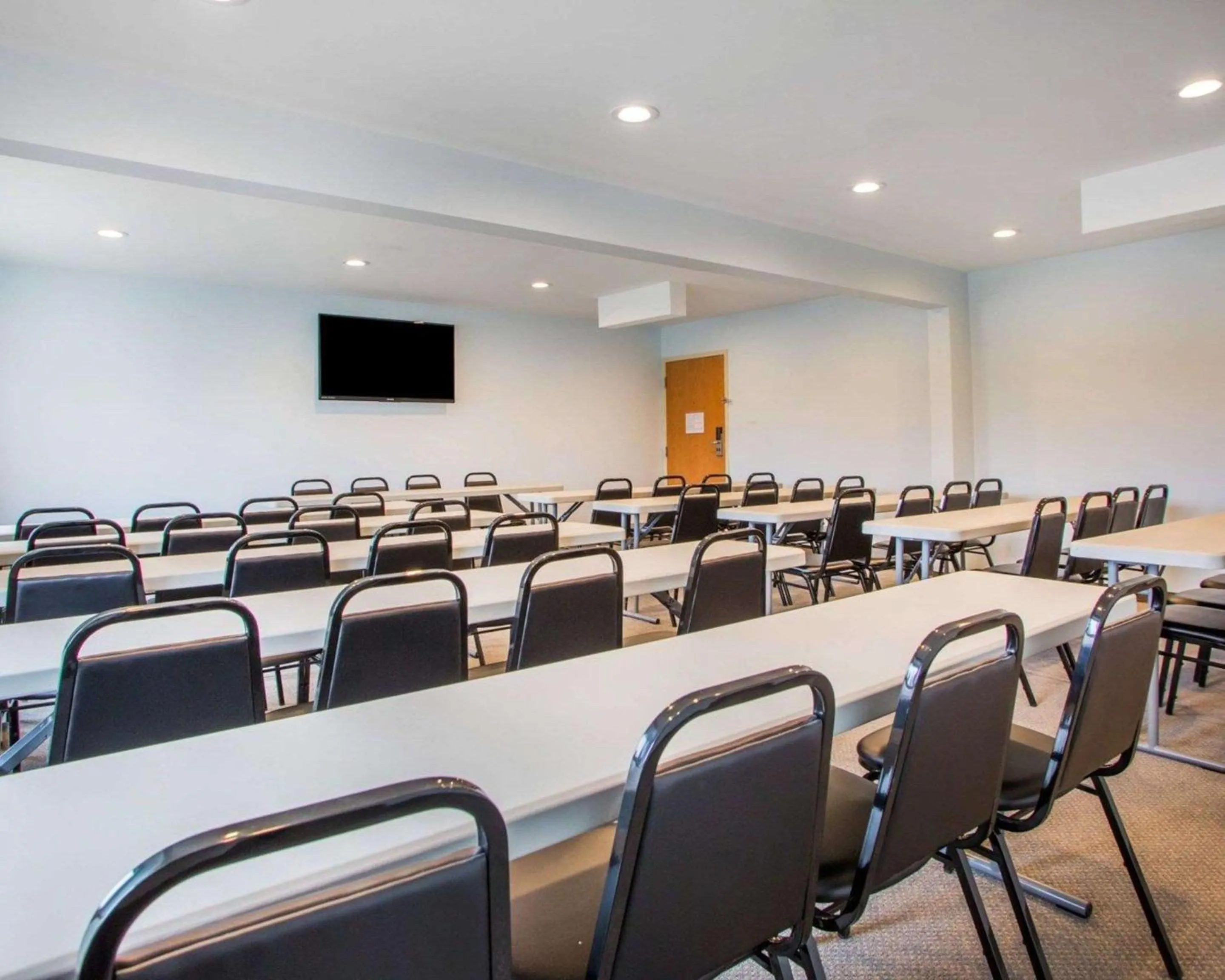 On site in Quality Inn & Suites North-Polaris