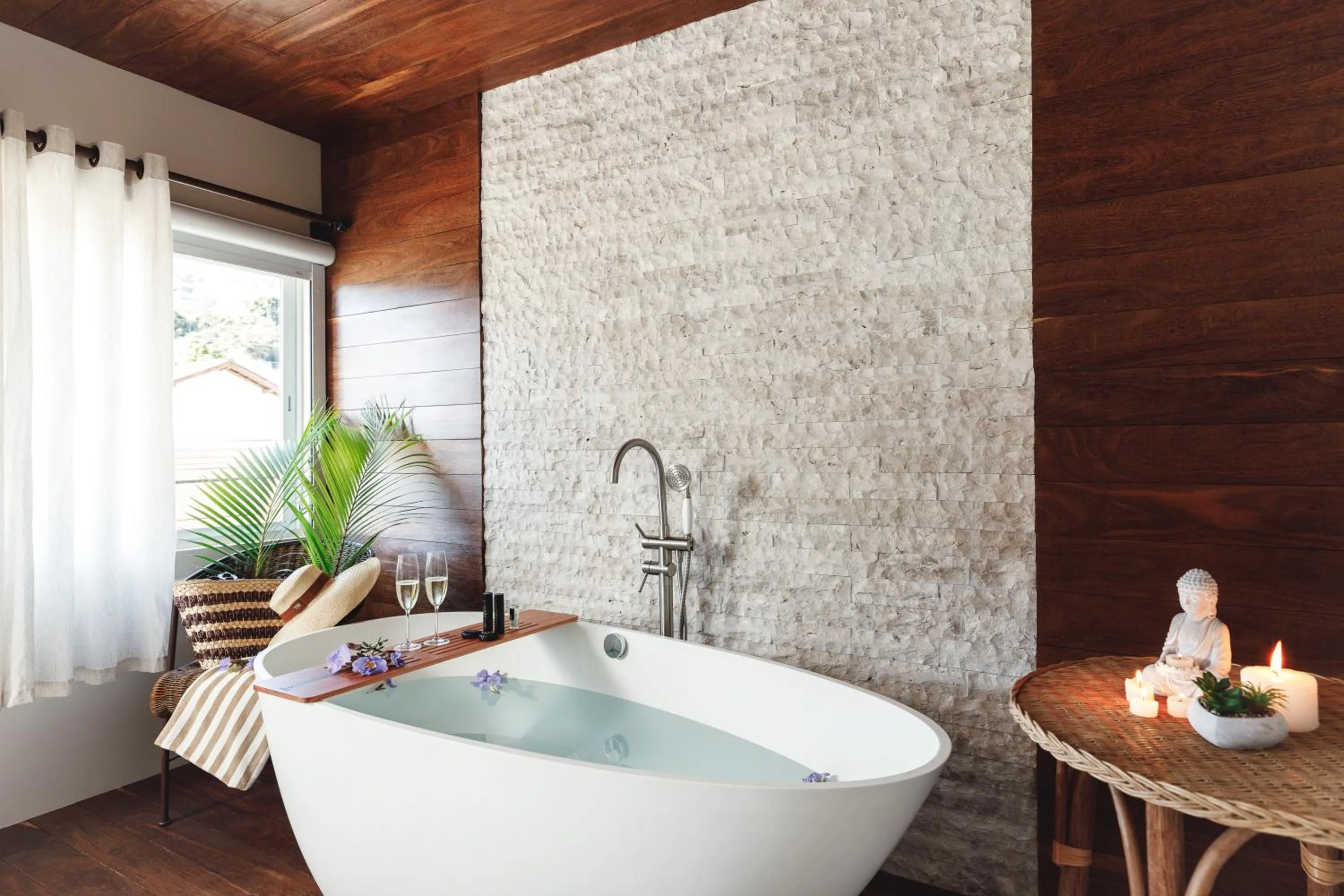 Bath in Pousada Bora Bora