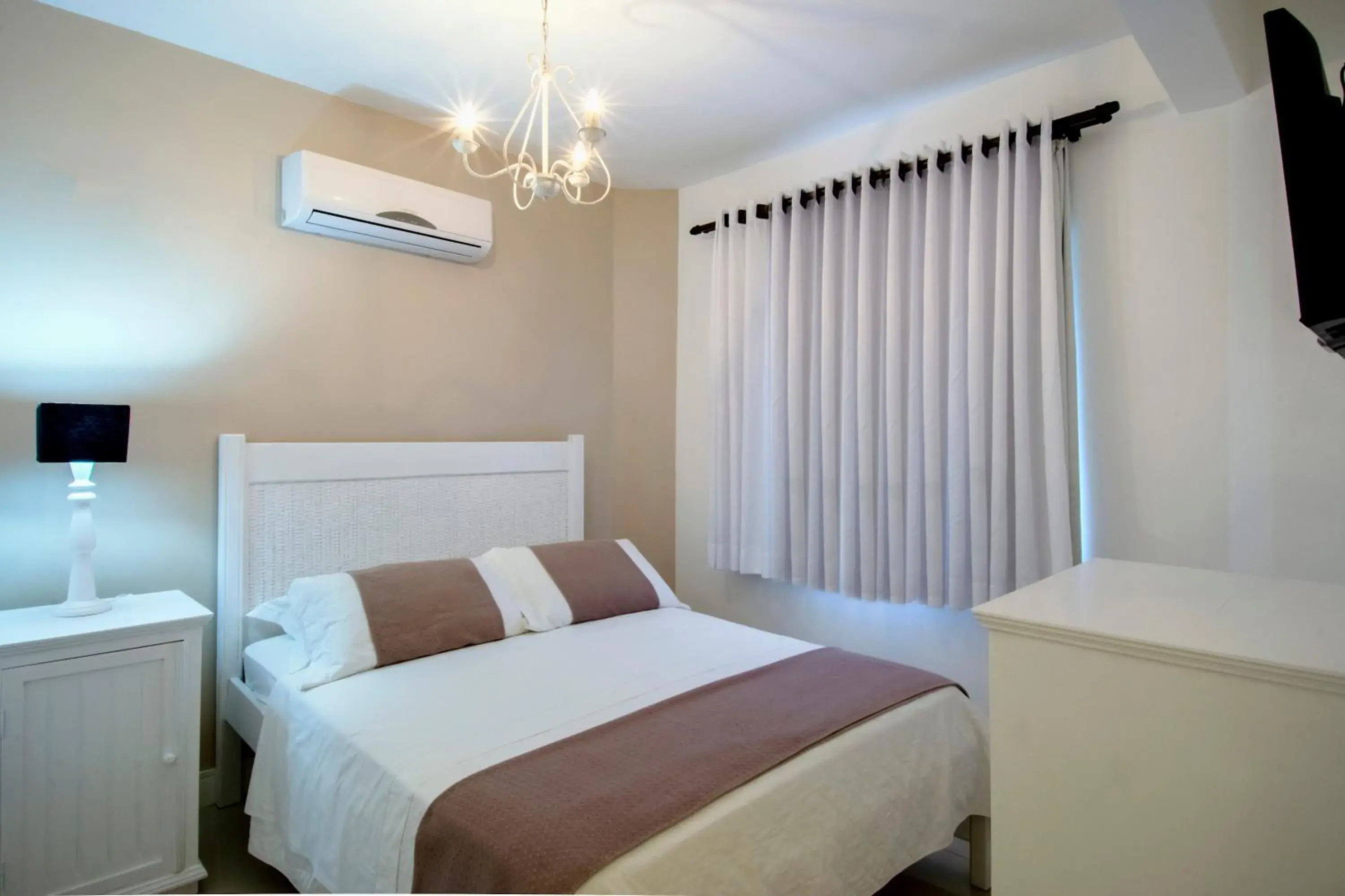 Bed in Pousada Bora Bora Bed in Pousada Bora Bora