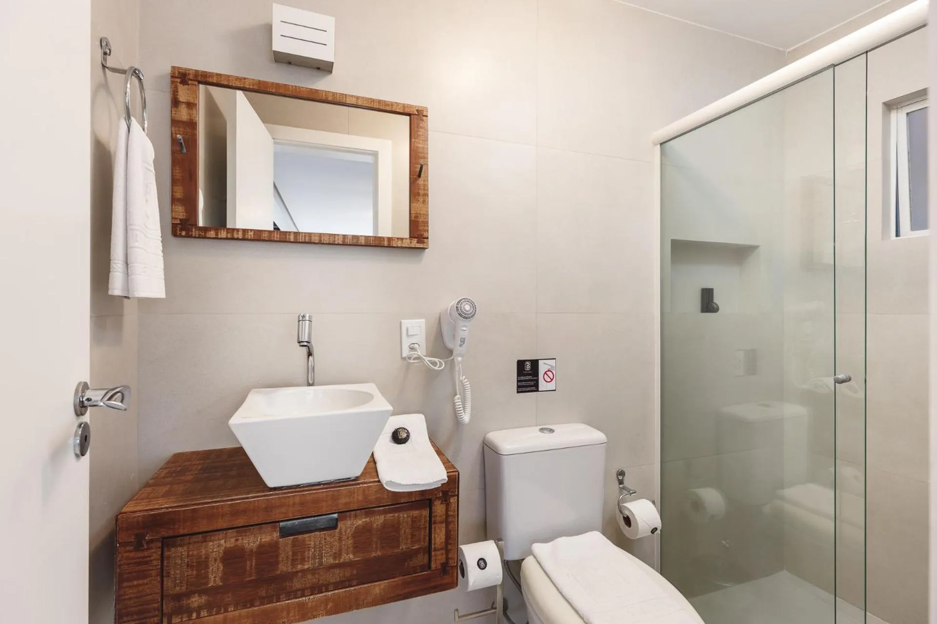 Shower in Pousada Bora Bora