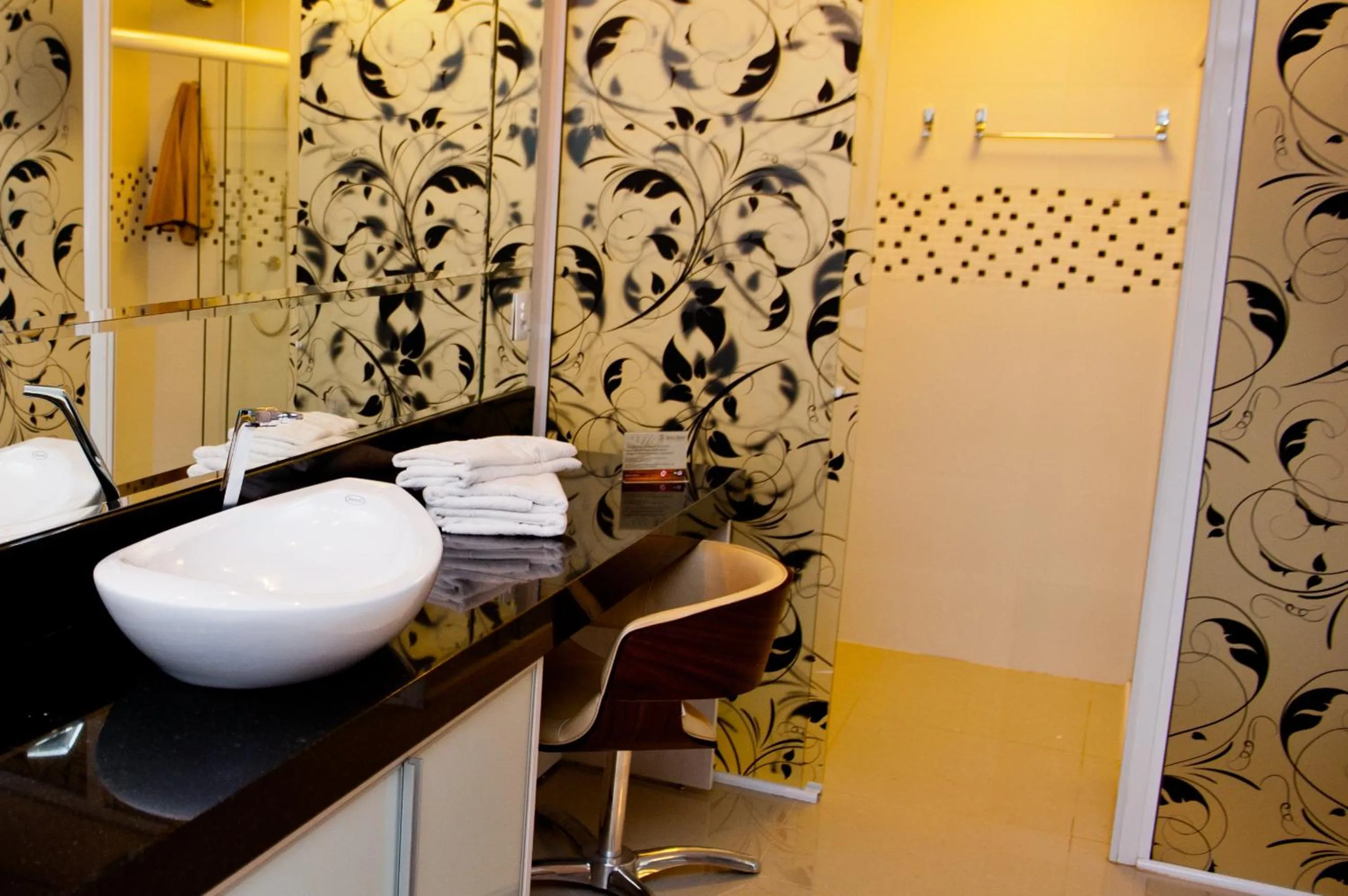 Shower in Pousada Bora Bora