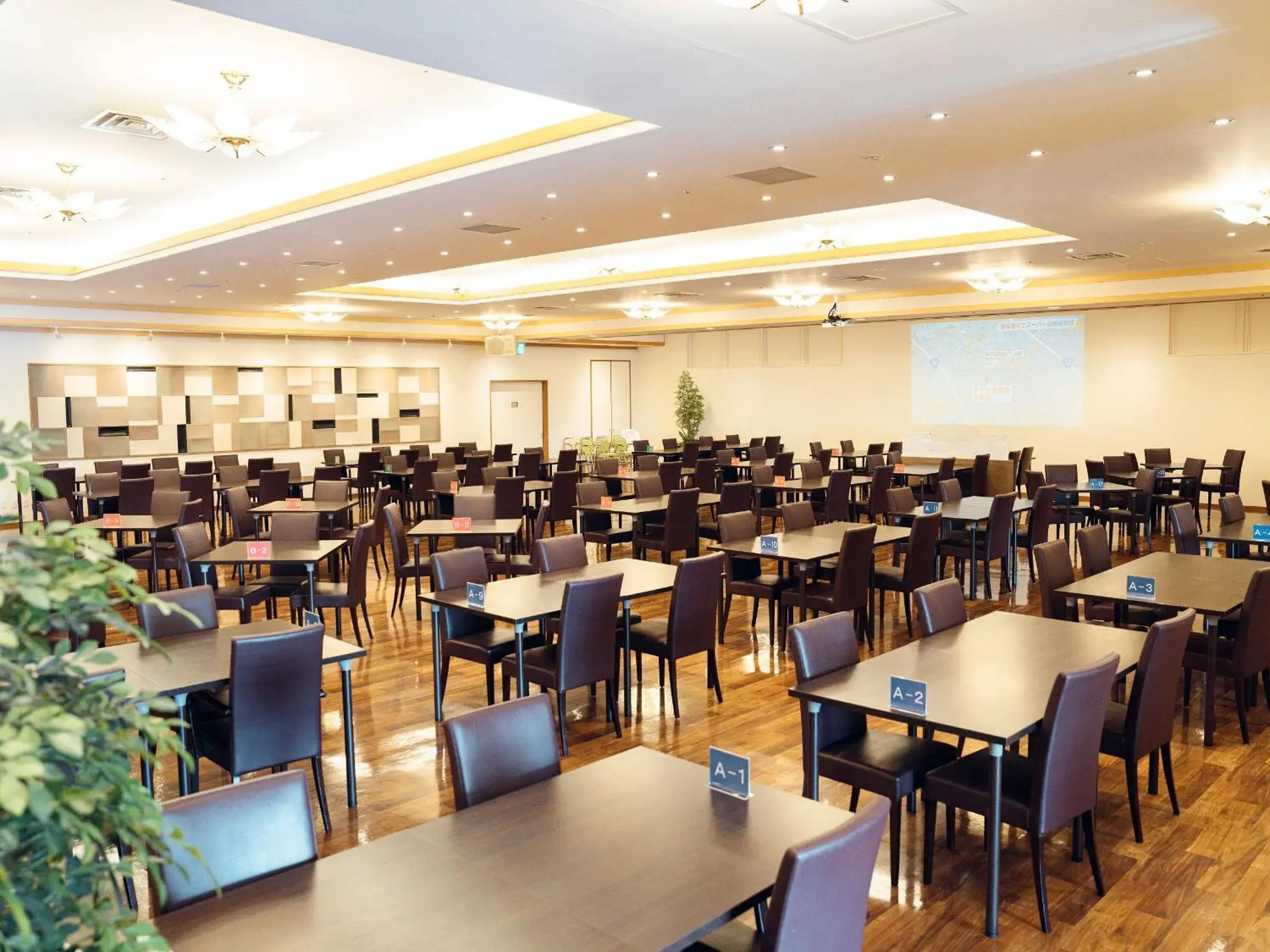 Restaurant/places to eat in Hanabishi Hotel Restaurant/places to eat in Hanabishi Hotel