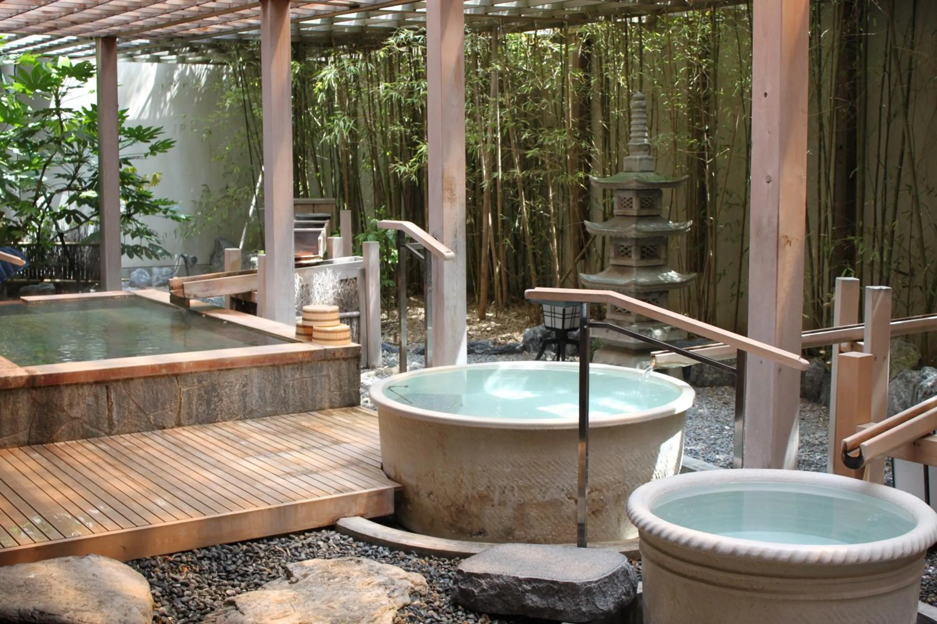 Hot Spring Bath in Hanabishi Hotel