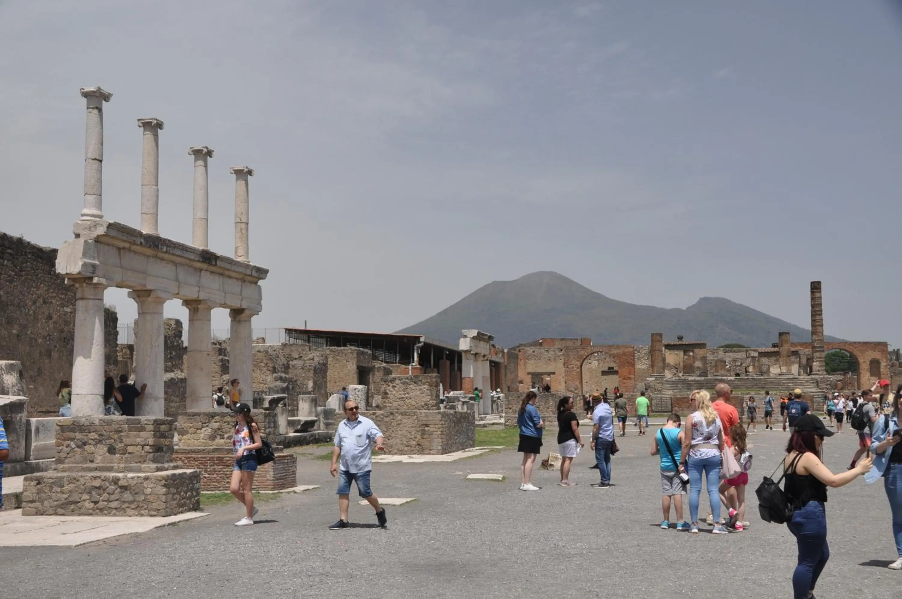 Nearby landmark in Le Tre Gemme