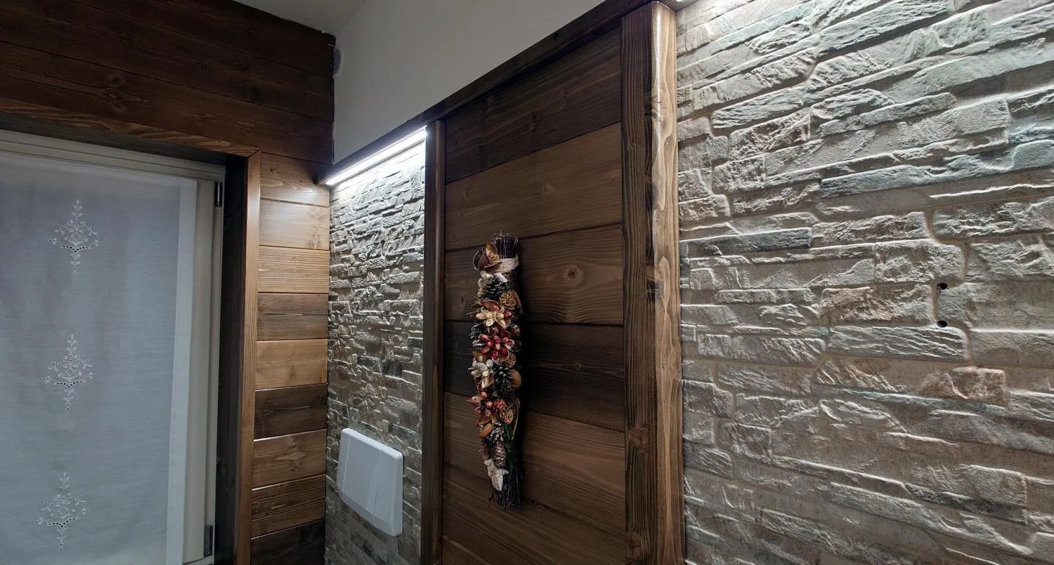 Bathroom in Bilocale centro paese con posto auto